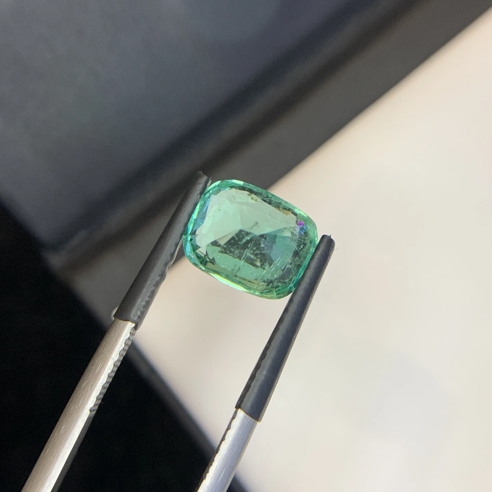 IGI Certified 3.14 ct Natural Panjshir Emerald Cushion Shape Loose Gemstone from Afghanistan
