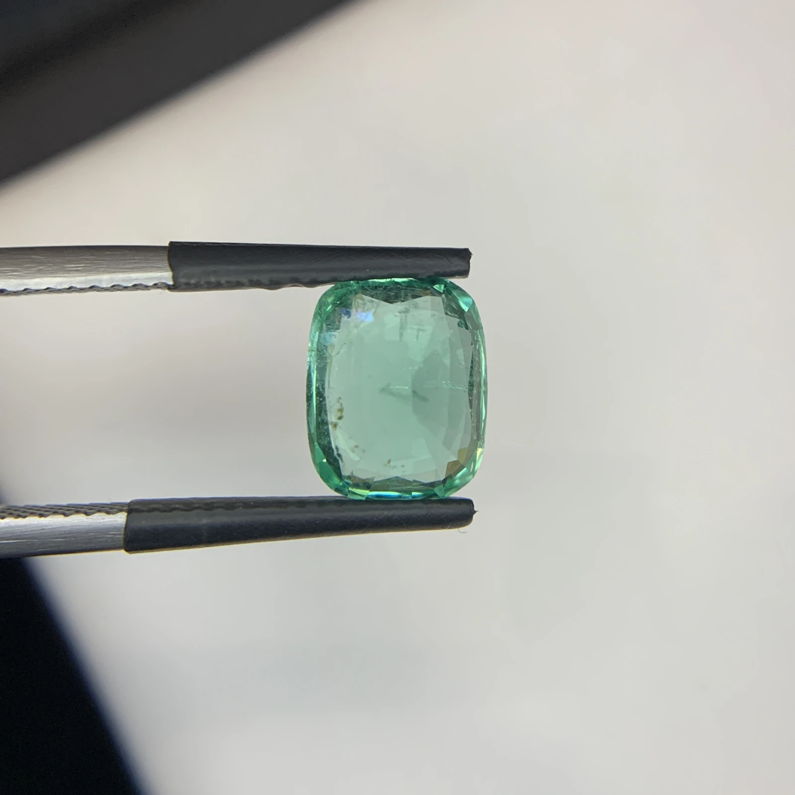 IGI Certified 3.14 ct Natural Panjshir Emerald Cushion Shape Loose Gemstone from Afghanistan