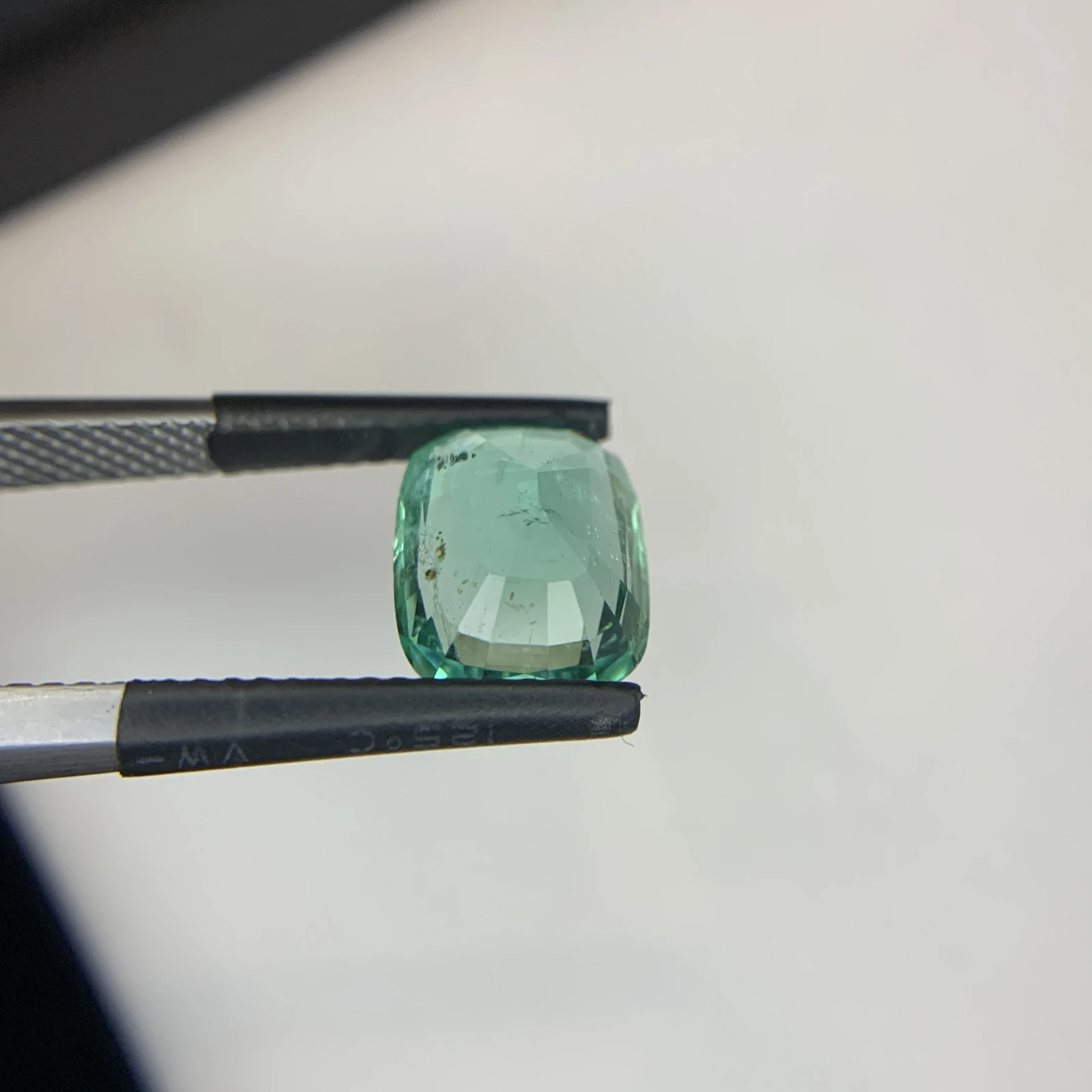 IGI Certified 3.14 ct Natural Panjshir Emerald Cushion Shape Loose Gemstone from Afghanistan