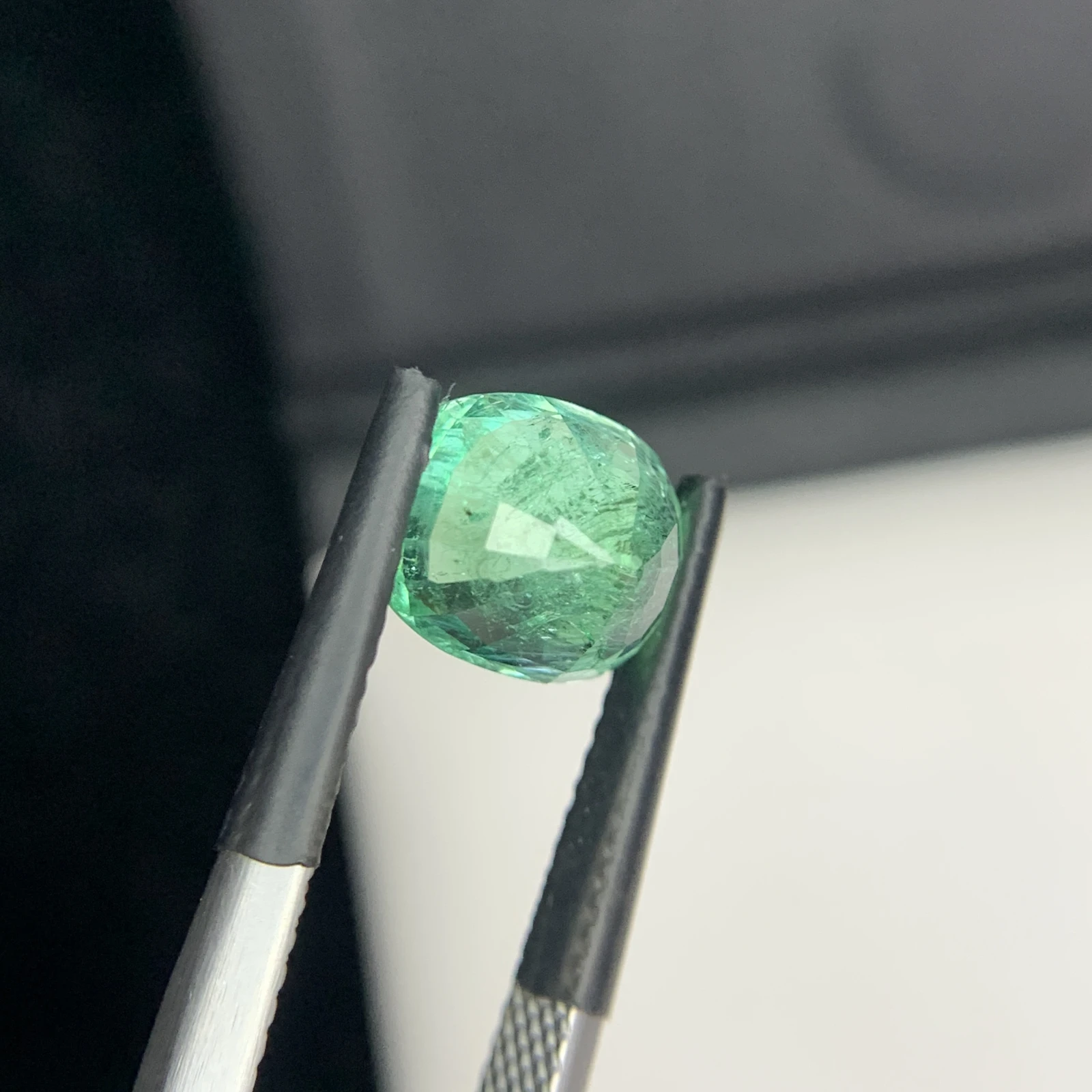 IGI Certified 2.55 ct Natural Panjshir Emerald Cushion Shape Loose Gemstone from Afghanistan