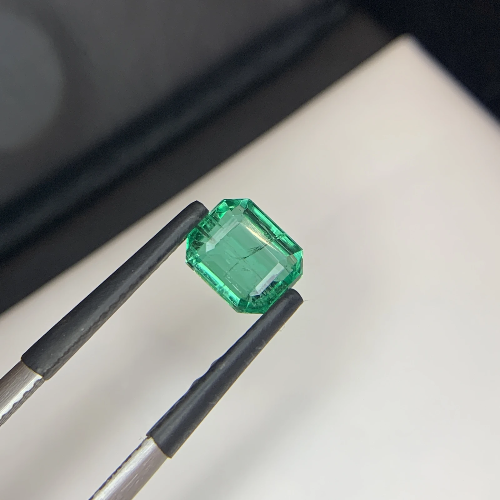 IGI Certified 1.78 ct Natural Panjshir Emerald Octagon Shape Loose Gemstone from Afghanistan