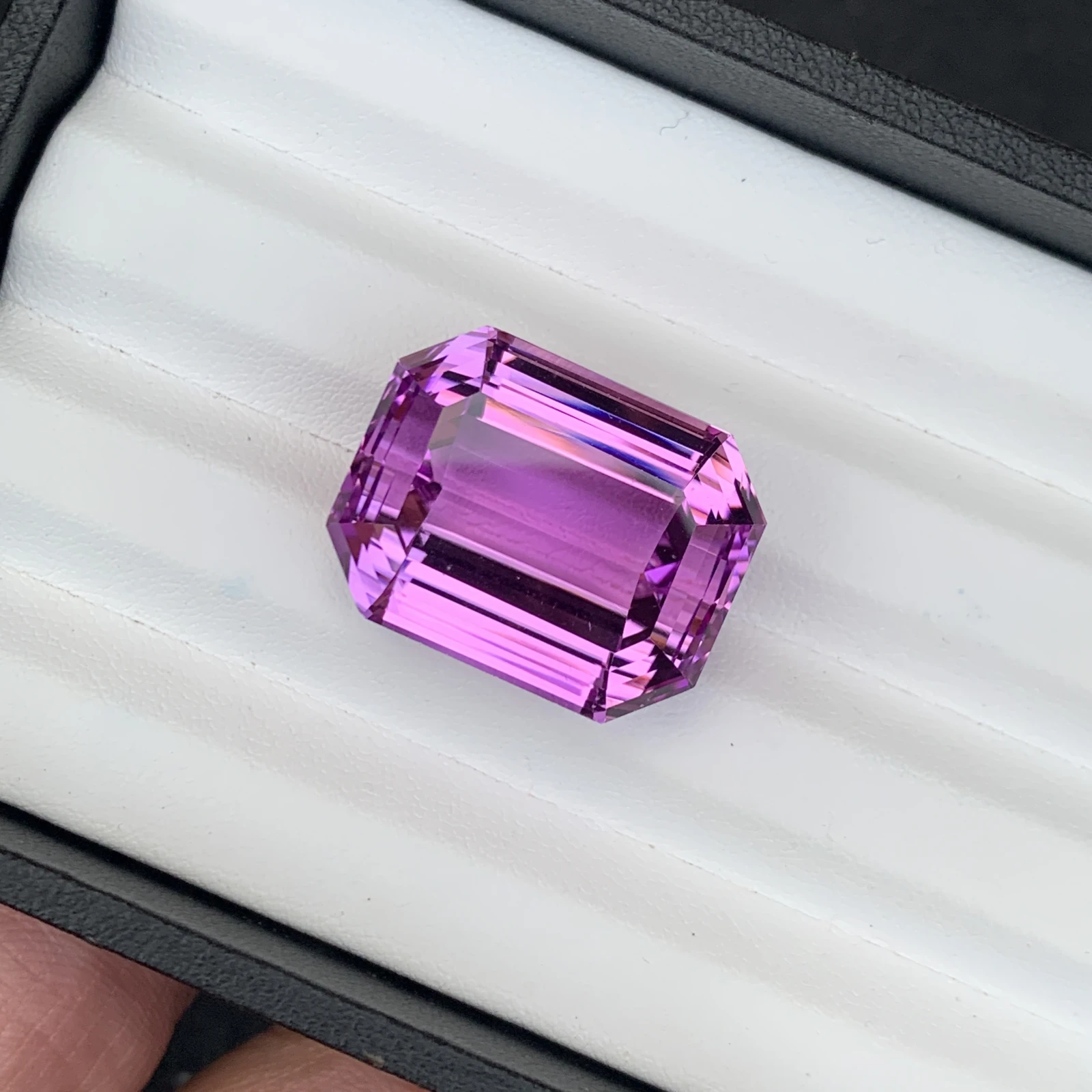 Natural Purple Kunzite 62.40 Carat Faceted Emerald Loose Gemstone