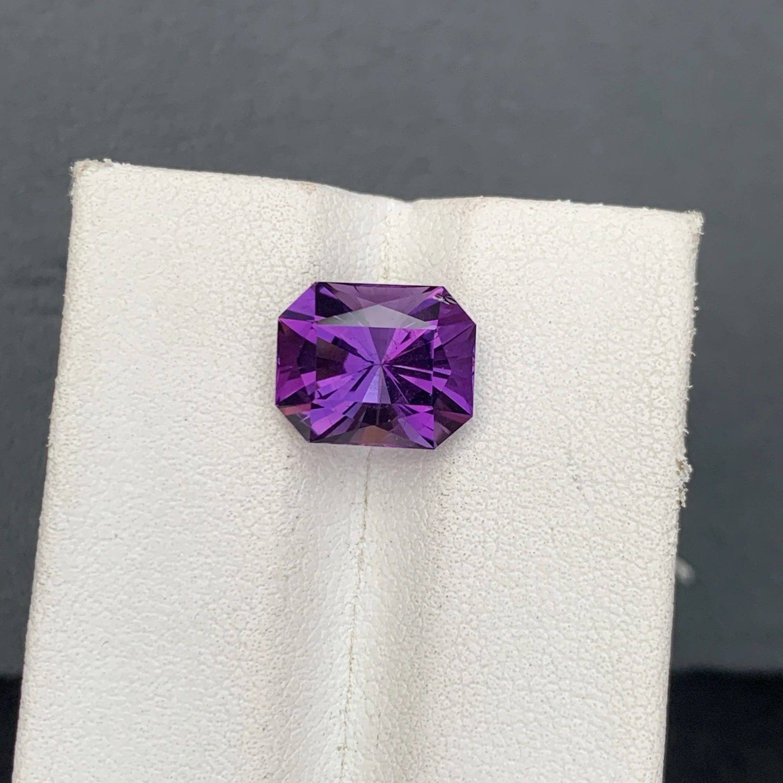 Natural Purple Amethyst 3.86 Carat Fancy Cut Octagon Shape Loose Gemstone