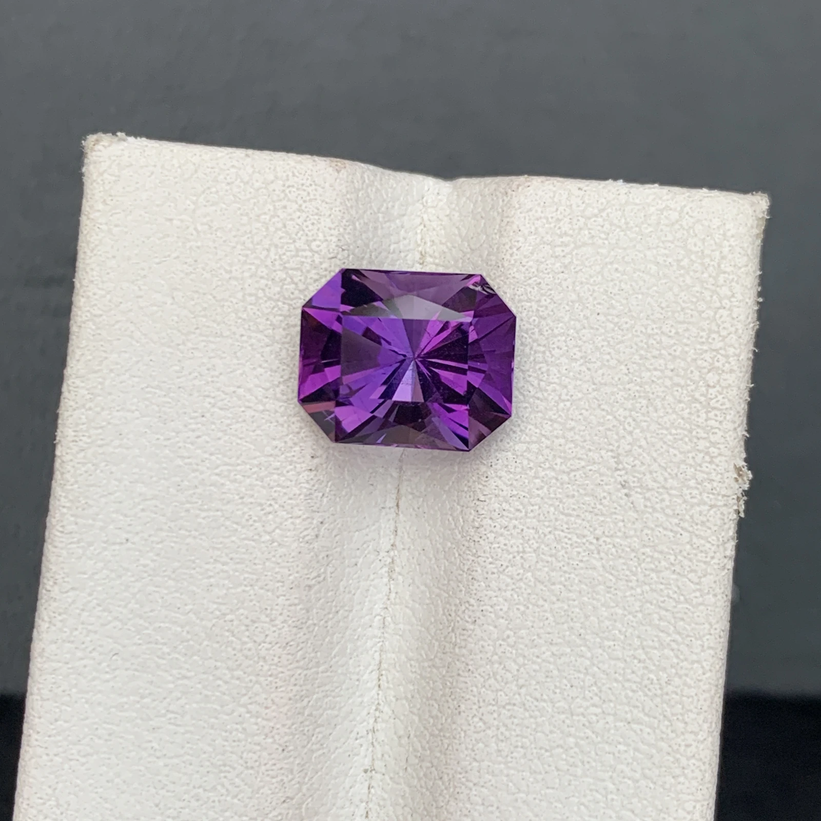 Natural Purple Amethyst 3.86 Carat Fancy Cut Octagon Shape Loose Gemstone