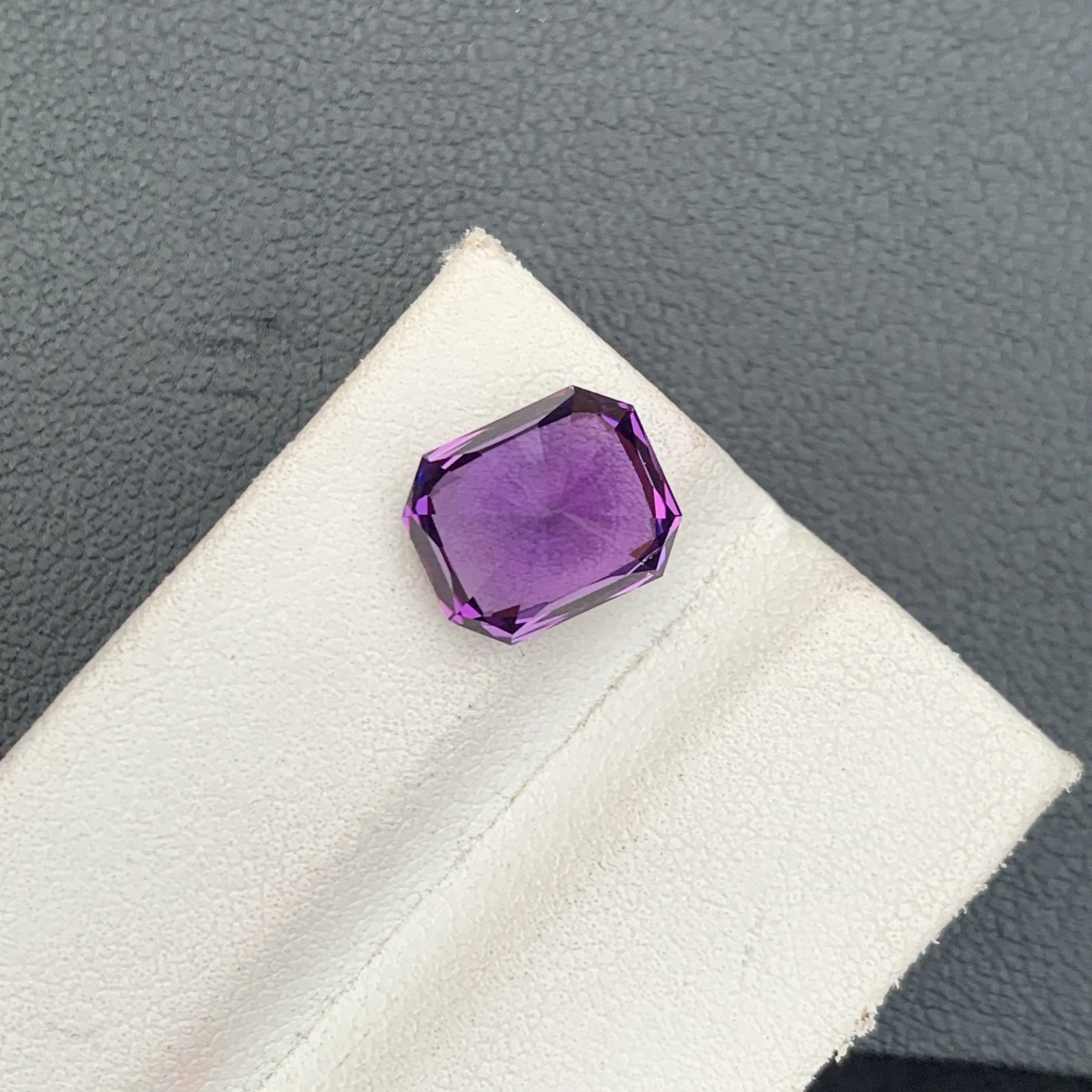 Natural Purple Amethyst 3.86 Carat Fancy Cut Octagon Shape Loose Gemstone