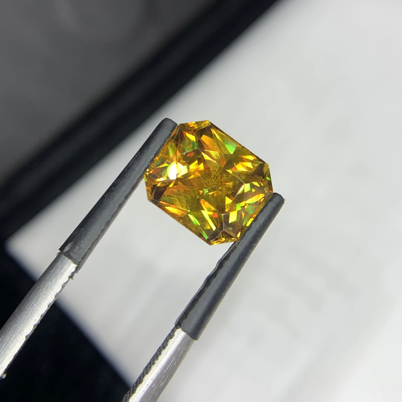 3.54 carat Natural Brown Sphene Octagon Shape Loose Gemstone