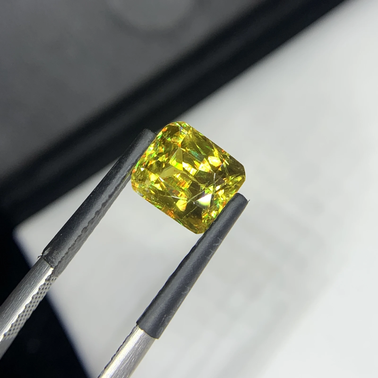 2.80 carat Natural Brown Sphene Cushion Shape Faceted Loose Gemstone