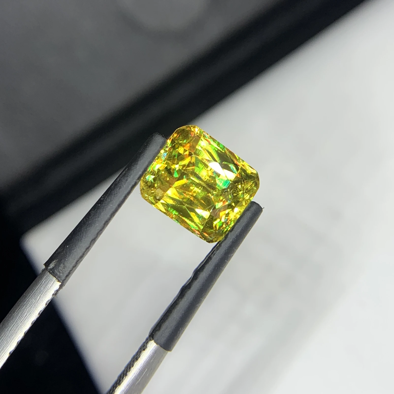 2.80 carat Natural Brown Sphene Cushion Shape Faceted Loose Gemstone