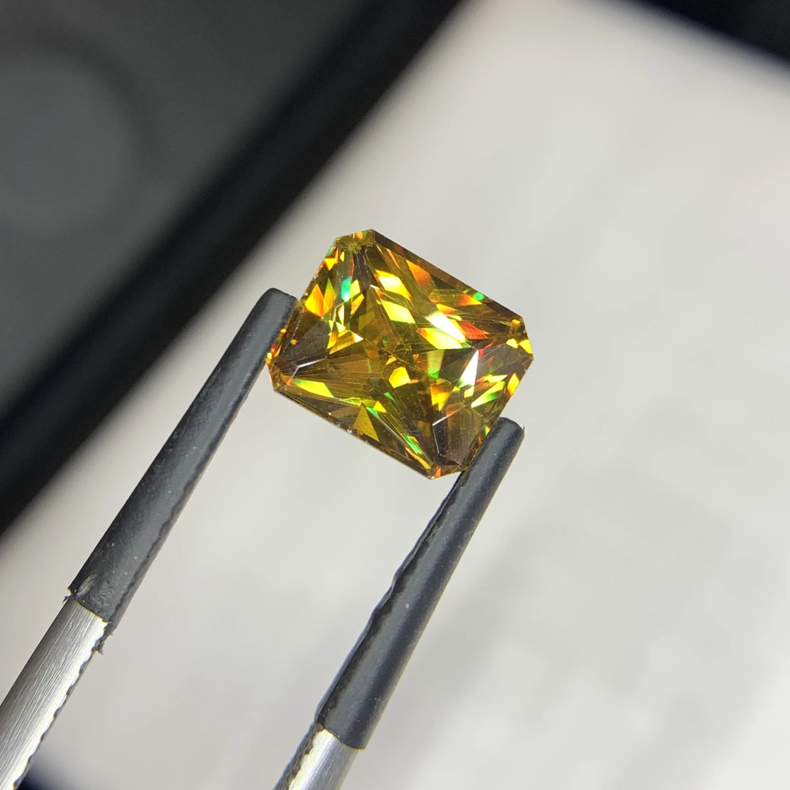 2.86 carat Natural Brown Sphene Octagon Shape Loose Gemstone