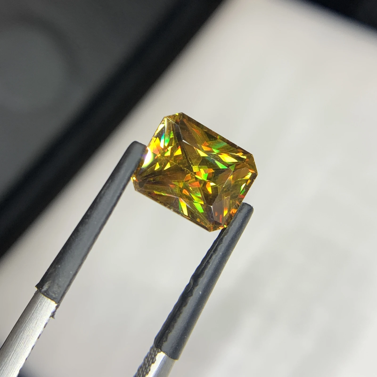 2.86 carat Natural Brown Sphene Octagon Shape Loose Gemstone