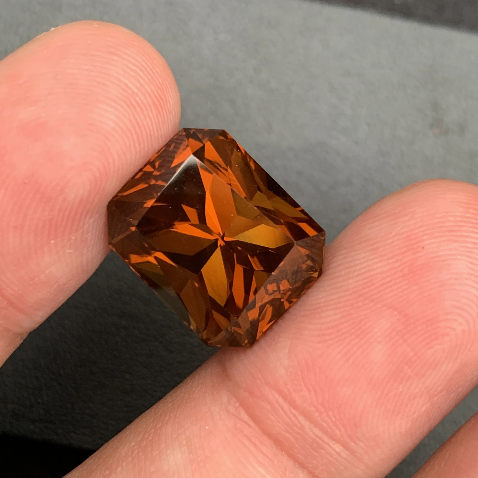 Natural Citrine 21.30 Carats Amber Tone Display Healing Crystal Gemstone For Statement Jewelry