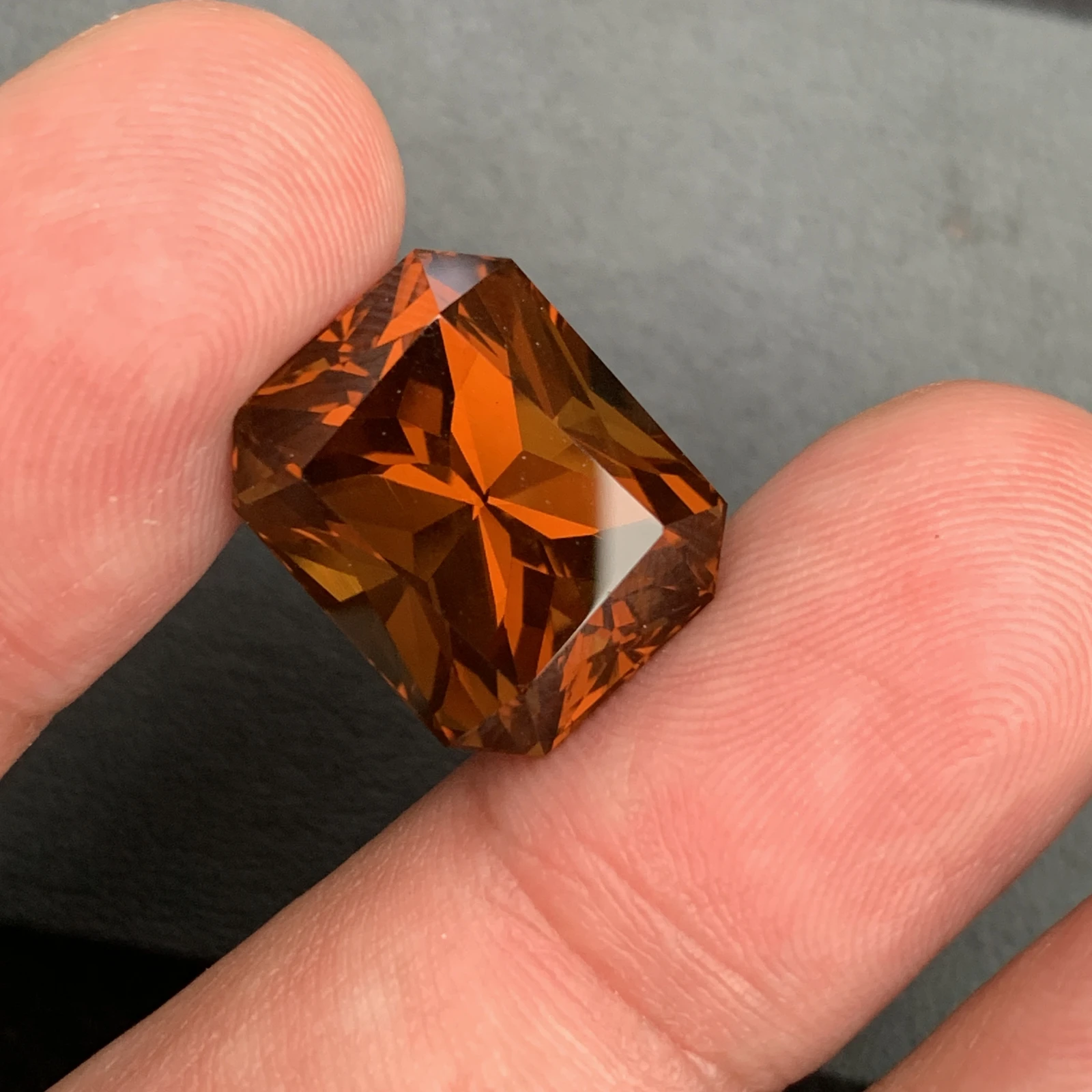 Natural Citrine 21.30 Carats Amber Tone Display Healing Crystal Gemstone For Statement Jewelry