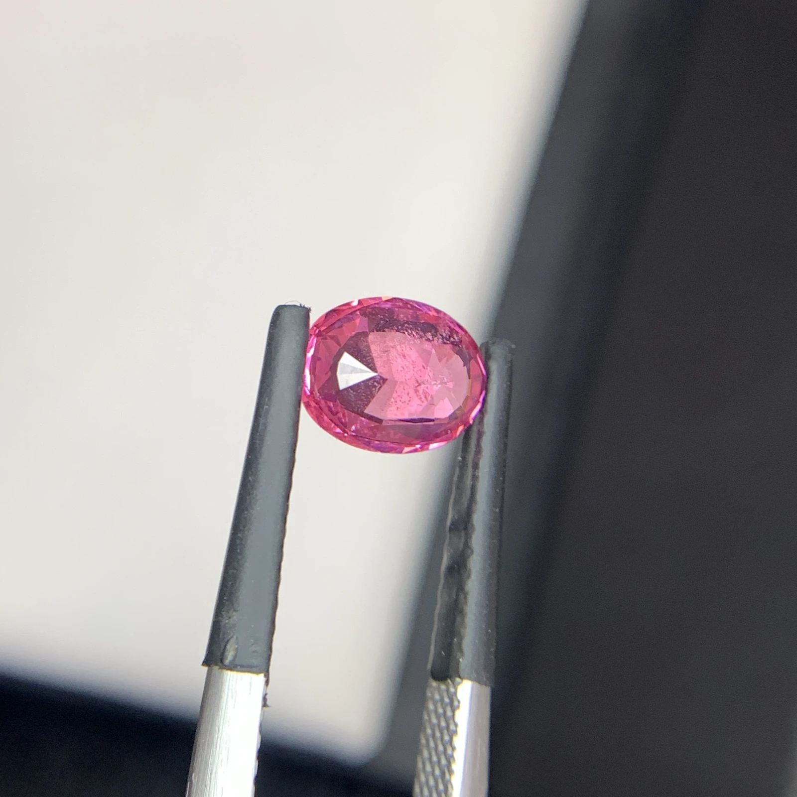Natural Mahenge Spinel Vivid Pink 1.25 Carat Faceted Oval Shape Loose Gemstone