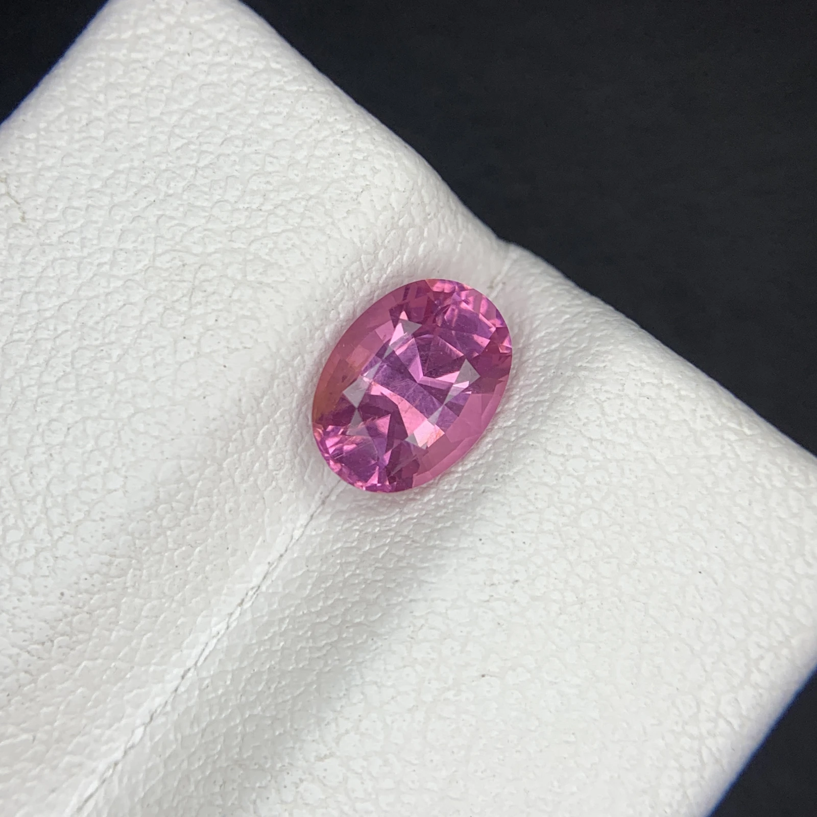 Natural Mahenge Pink Spinel 1.61 Carat Faceted Oval Shape Loose Gemstone