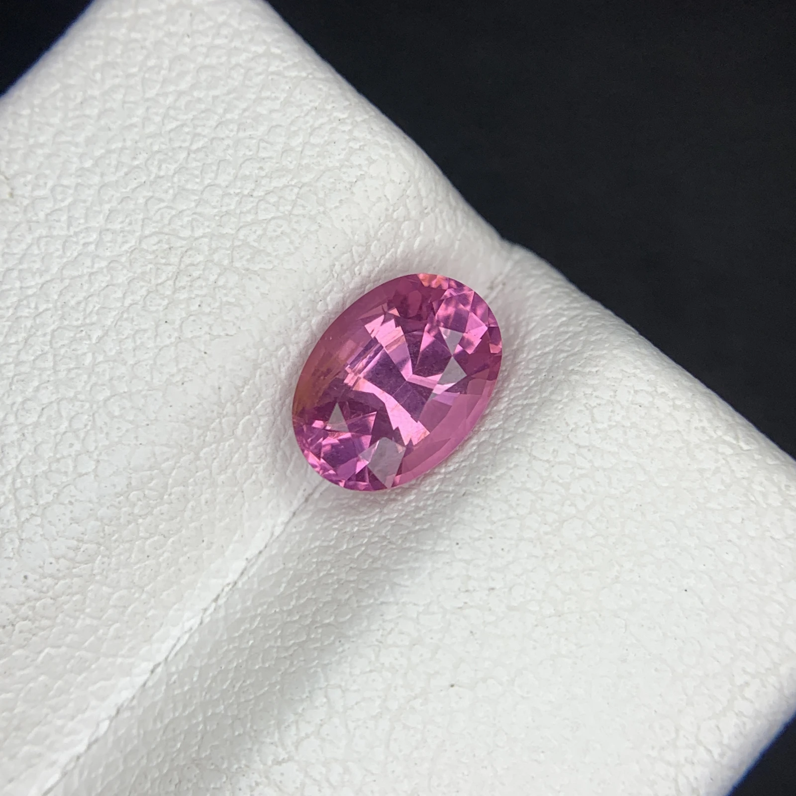 Natural Mahenge Pink Spinel 1.61 Carat Faceted Oval Shape Loose Gemstone