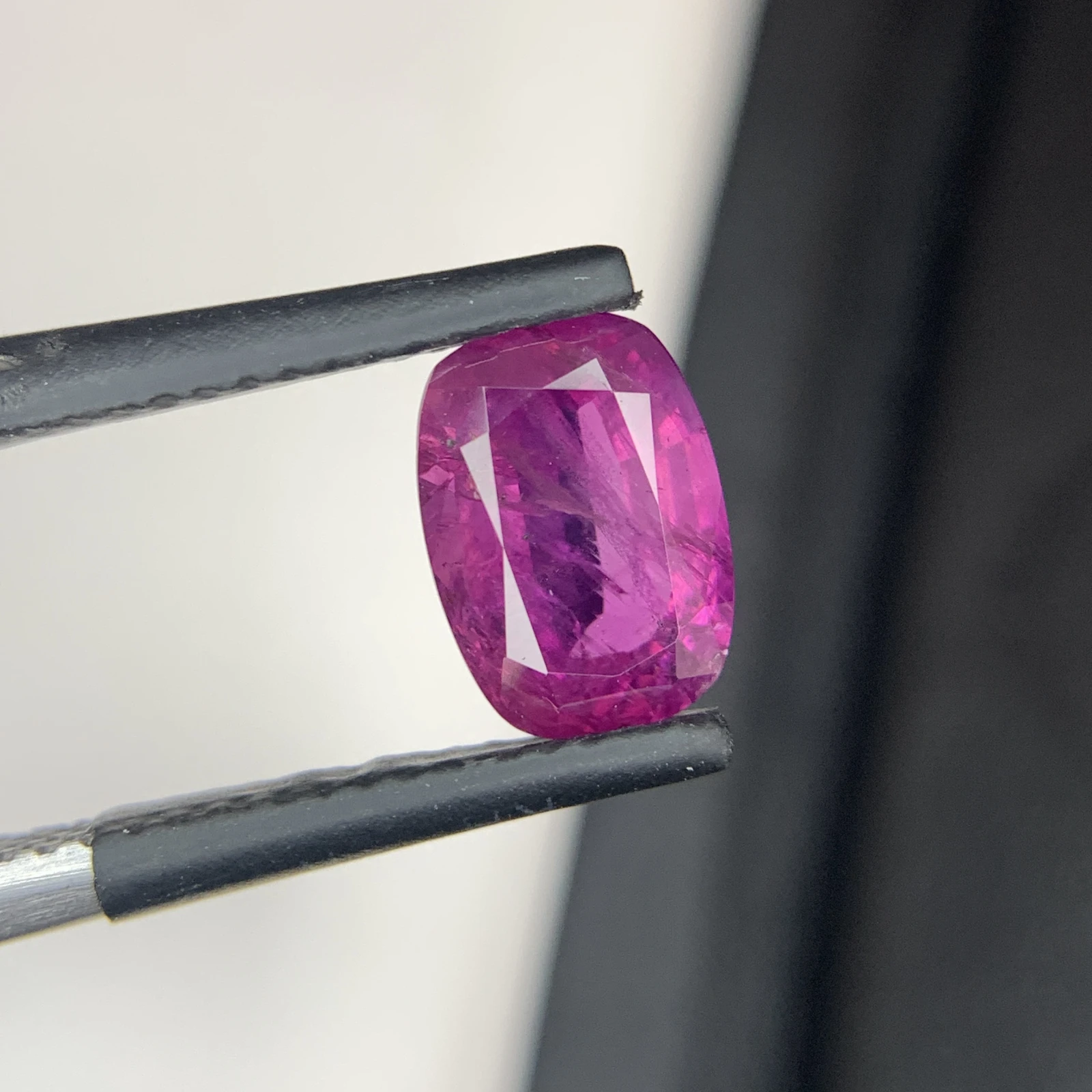 Natural Kashmir Sapphire 2.40 Carat Cushion Shape Faceted Loose Gemstone