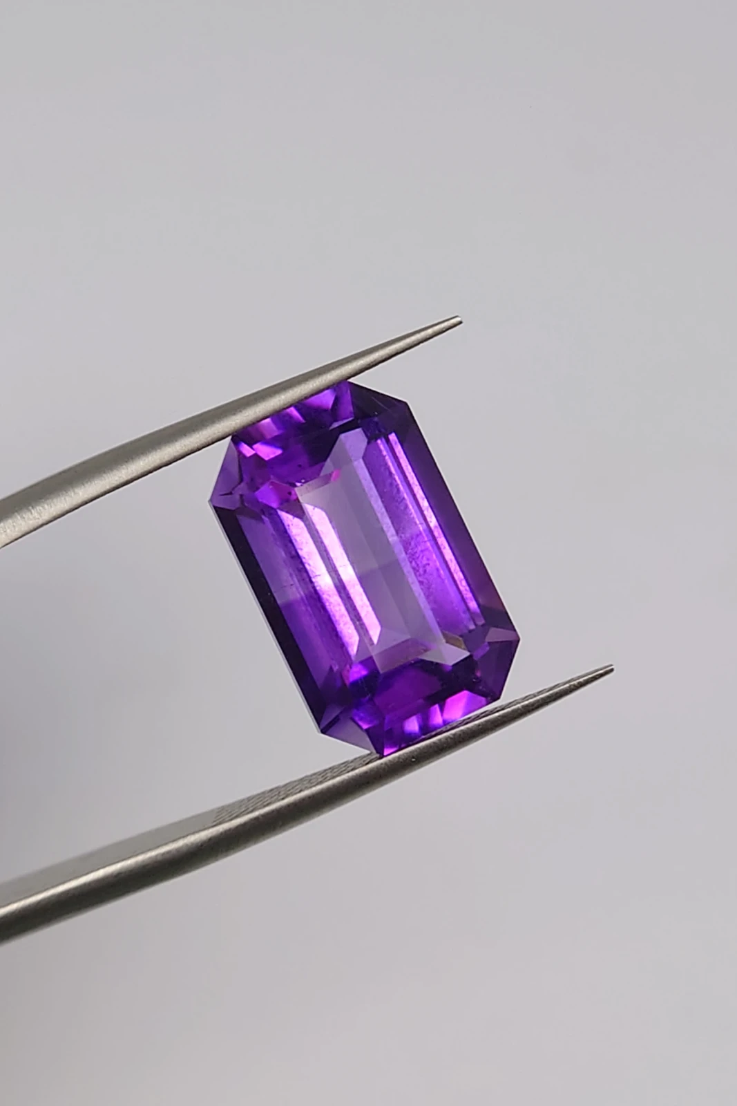 8.12 ct Natural Amethyst Emerald Cut loose Gemstone From Nigeria