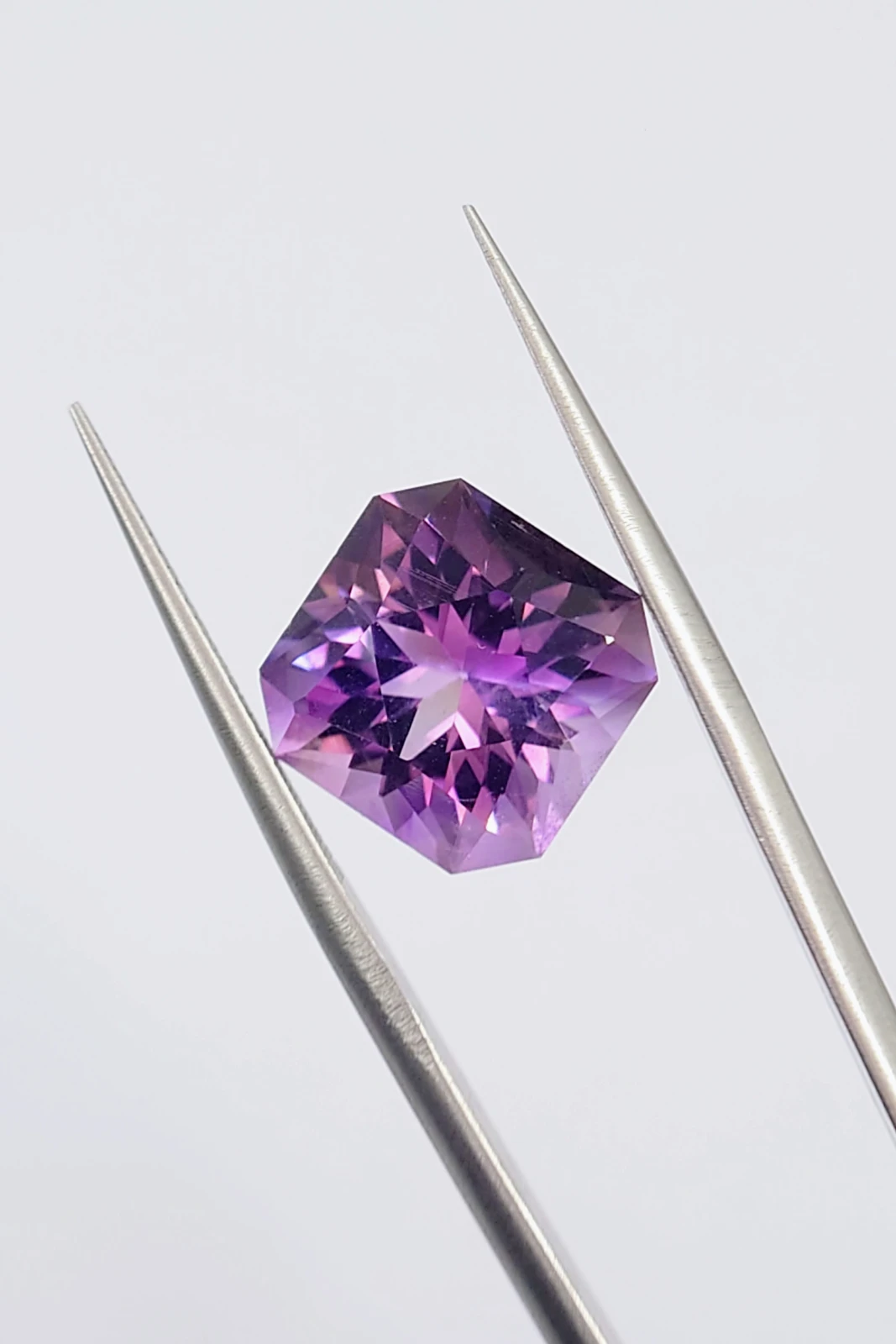 7 ct Natural Amethyst Square Barion Cut From Nigeria