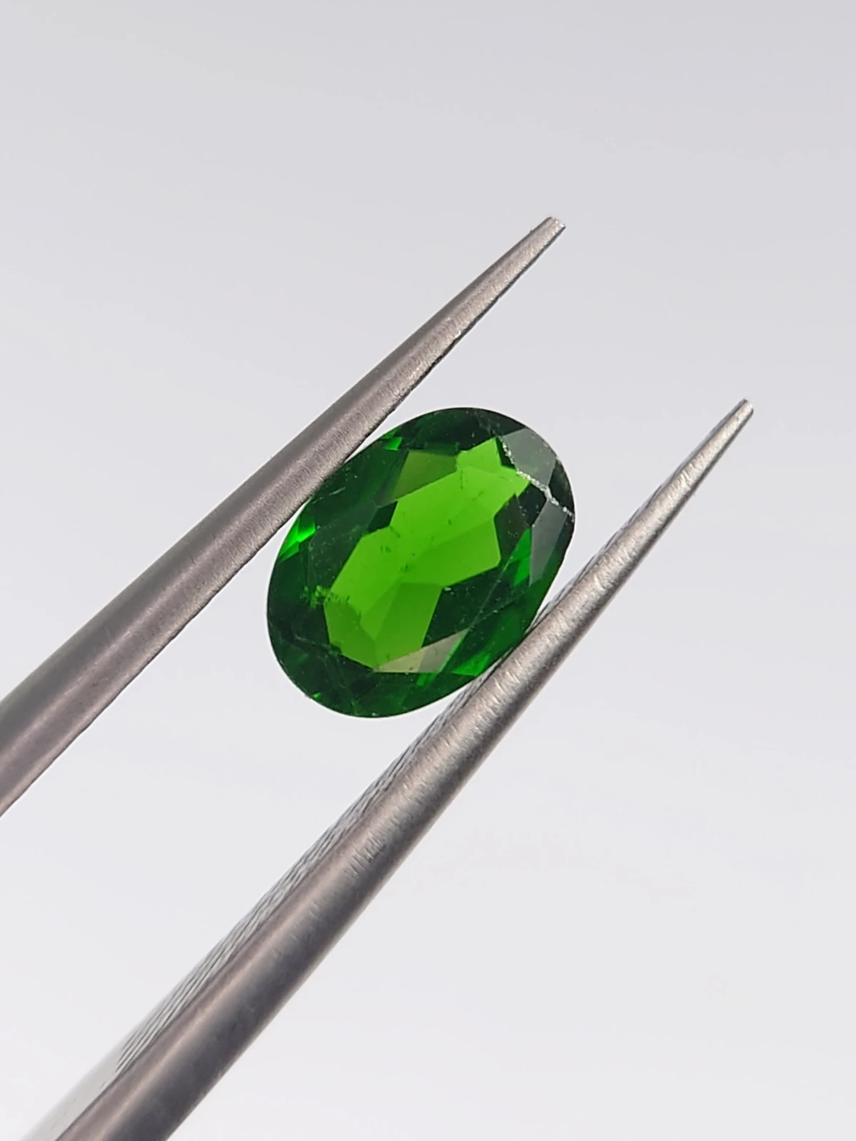 0.73ct Natural Oval Cut Chrome Diopside From Pakistan
