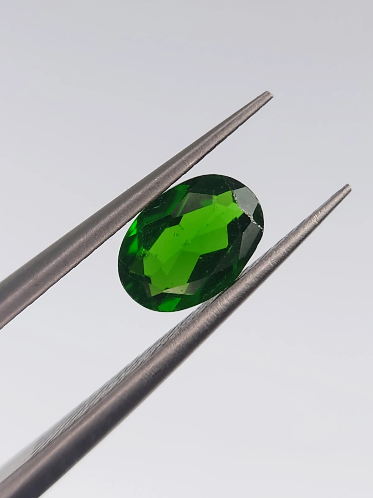 0.73ct Natural Oval Cut Chrome Diopside From Pakistan