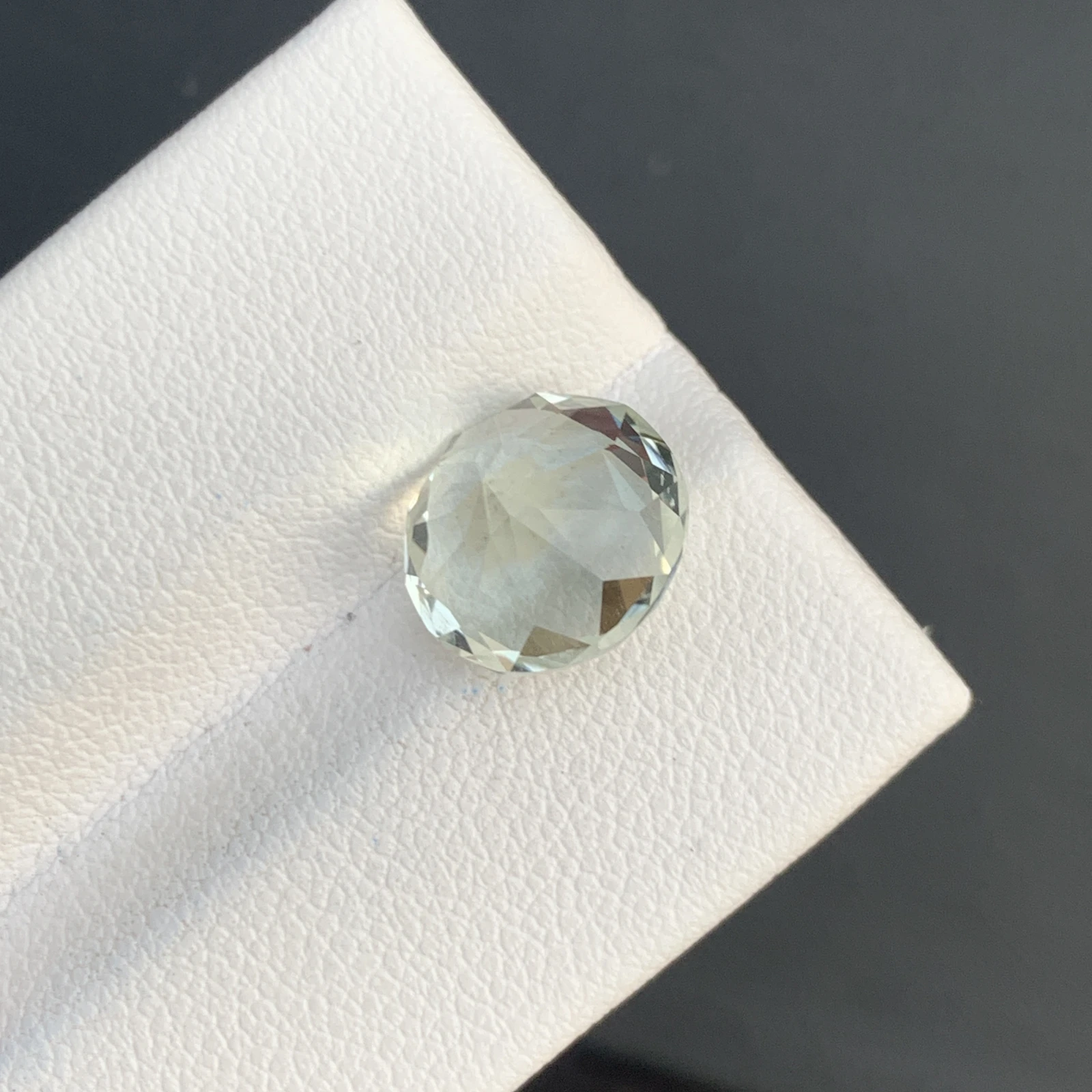 3.73ct Natural Green Prasiolite Round Brilliant Cut Loose Gemstone