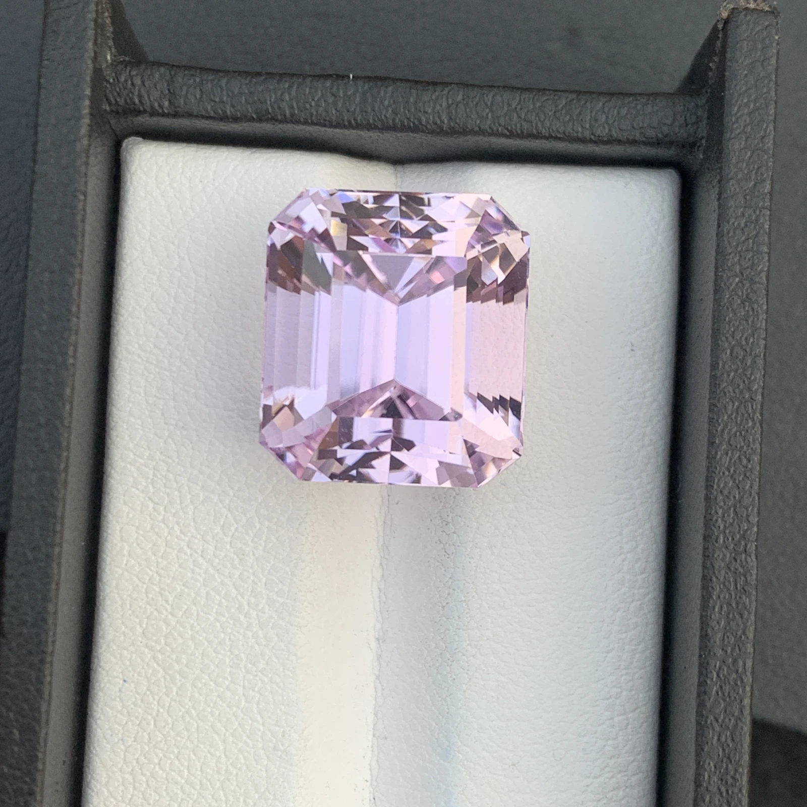 27.23ct Natural Pink Kunzite Faceted Octagon Loose Gemstone For Jewelry Making