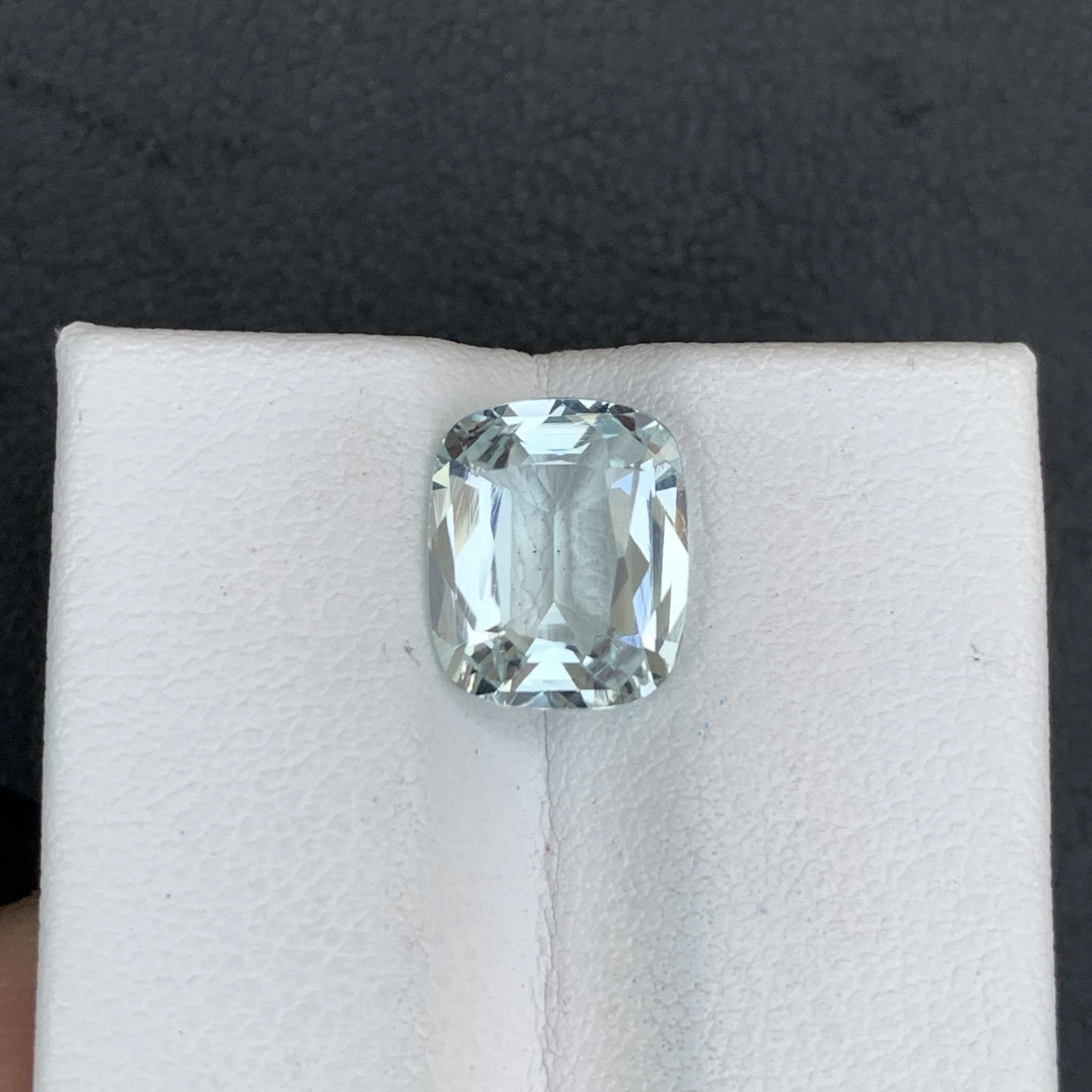 Natural Greenish Blue aquamarine 2.80 Carat Faceted Cushion Shape Loose Gemstone