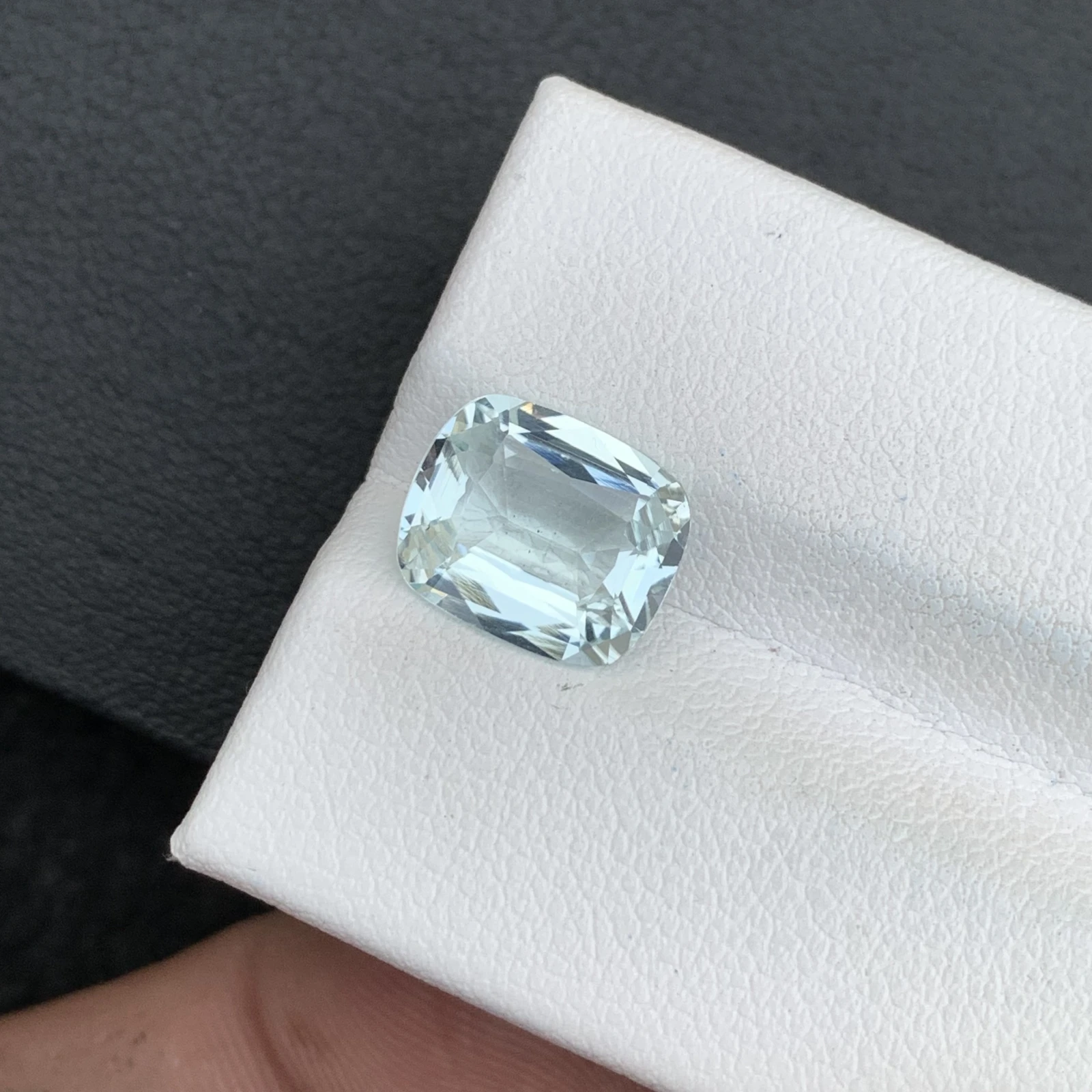 Natural Greenish Blue aquamarine 2.80 Carat Faceted Cushion Shape Loose Gemstone