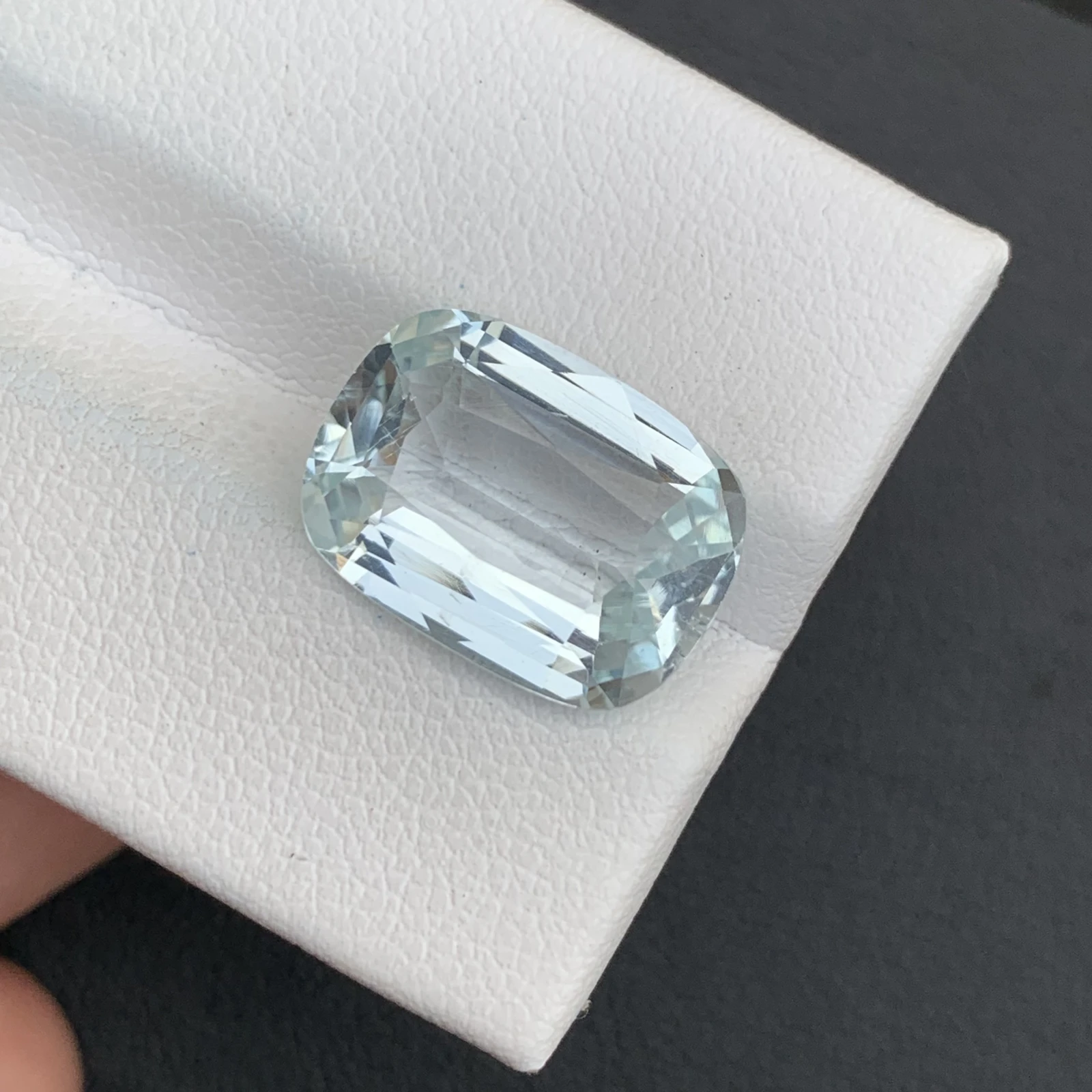 Natural Aquamarine 6.45 Carat Cushion Shape Faceted Loose Gemstone For Jewelry Making