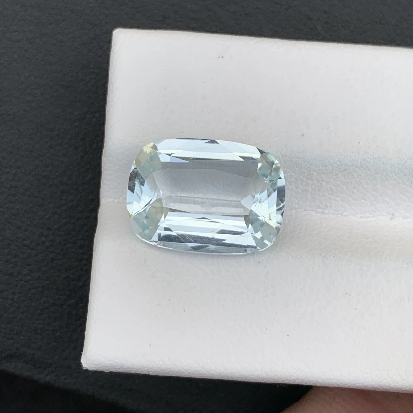 Natural Aquamarine 6.45 Carat Cushion Shape Faceted Loose Gemstone For Jewelry Making