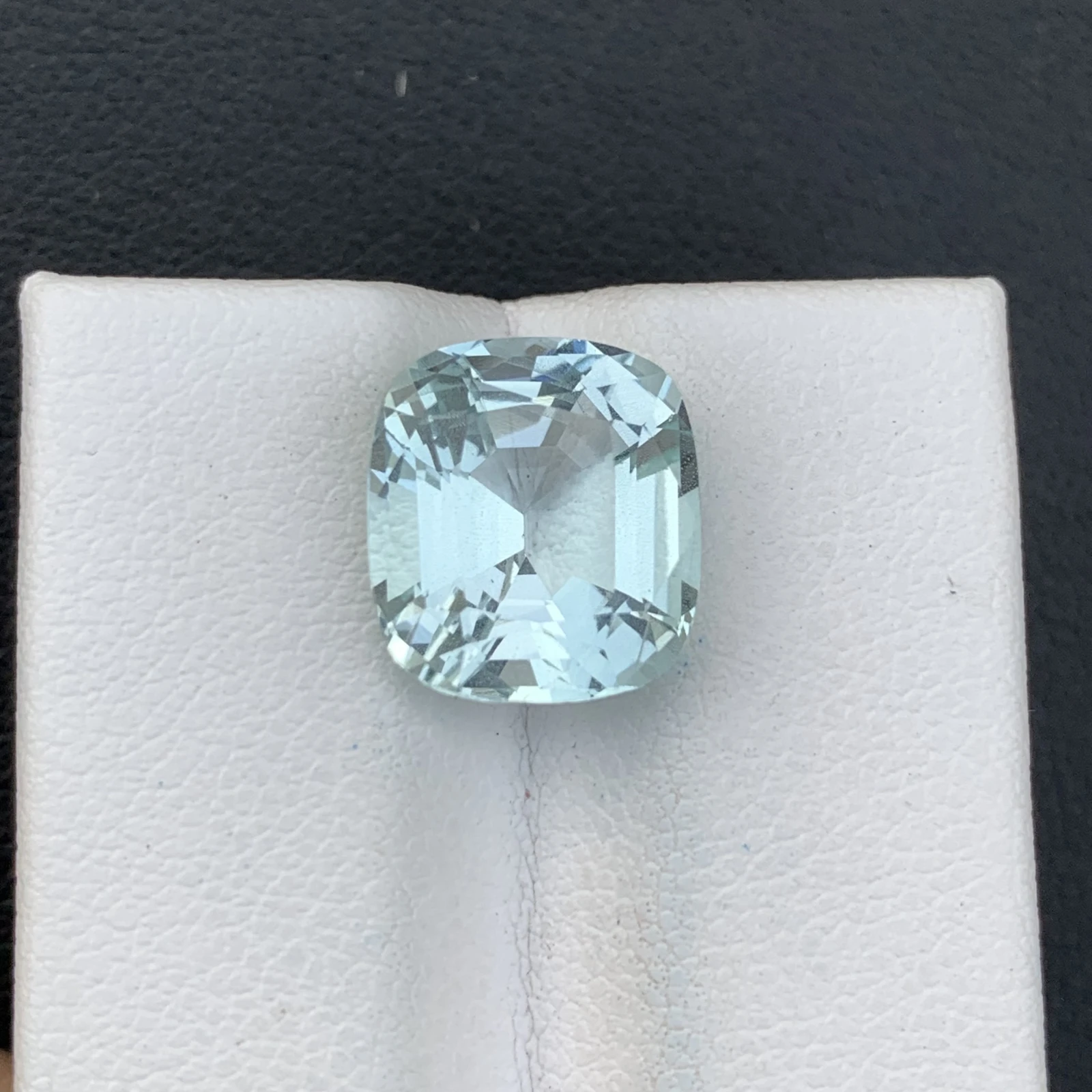 Natural Greenish Blue Aquamarine 5.65 Carat Faceted Cushion Shape Loose Gemstone For Jewelry Making