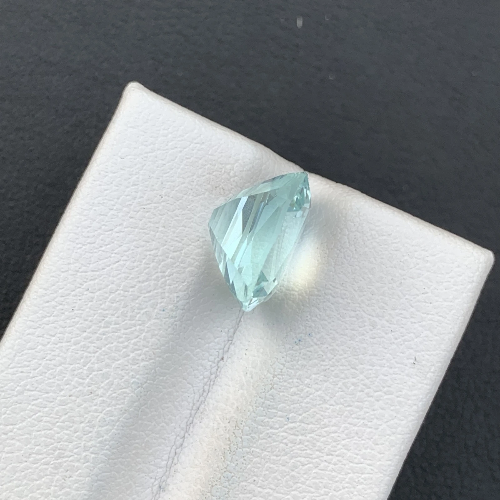 Natural Greenish Blue Aquamarine 5.65 Carat Faceted Cushion Shape Loose Gemstone For Jewelry Making