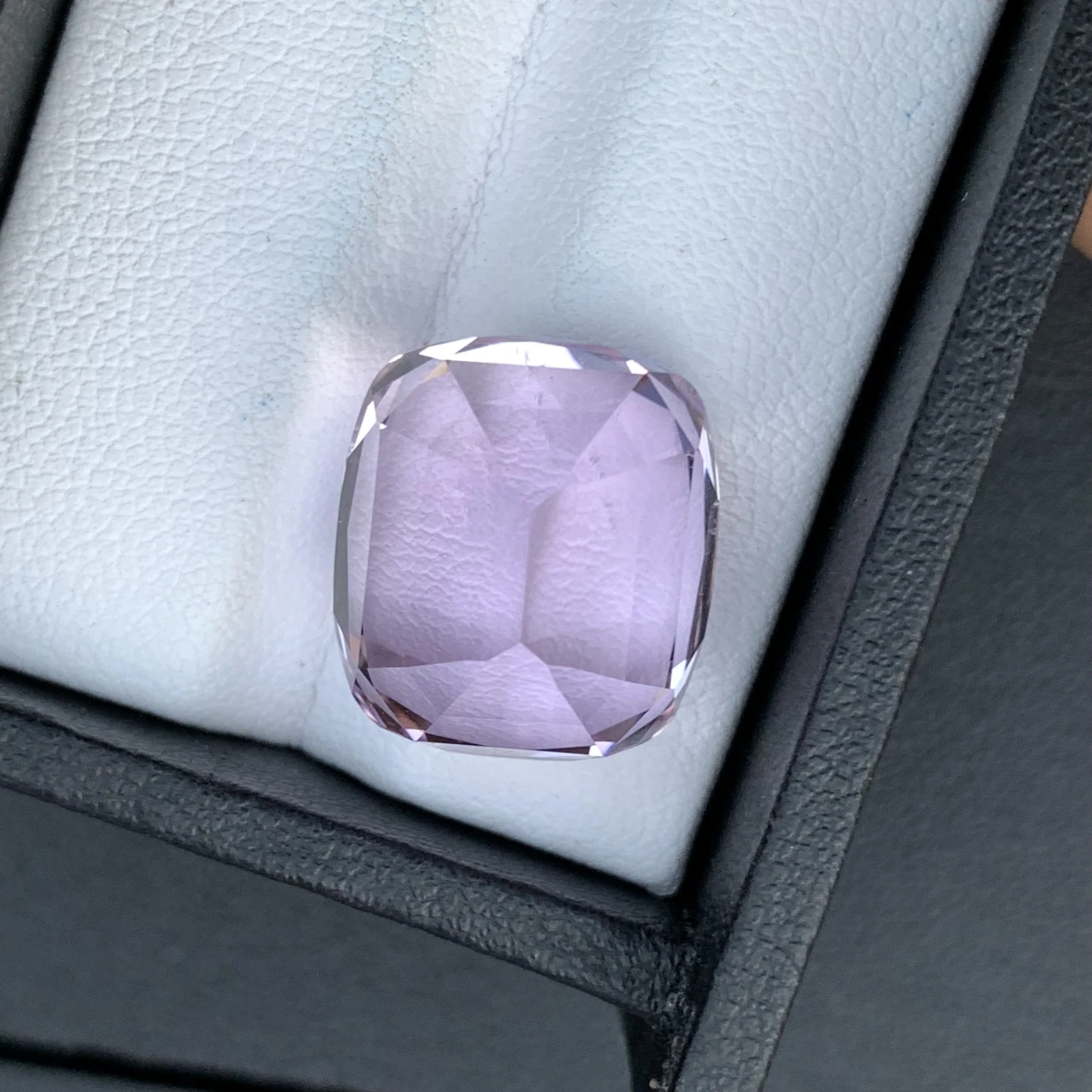 Natural Pink Kunzite 21.65 Carat Faceted Cushion Shape Loose Gemstone