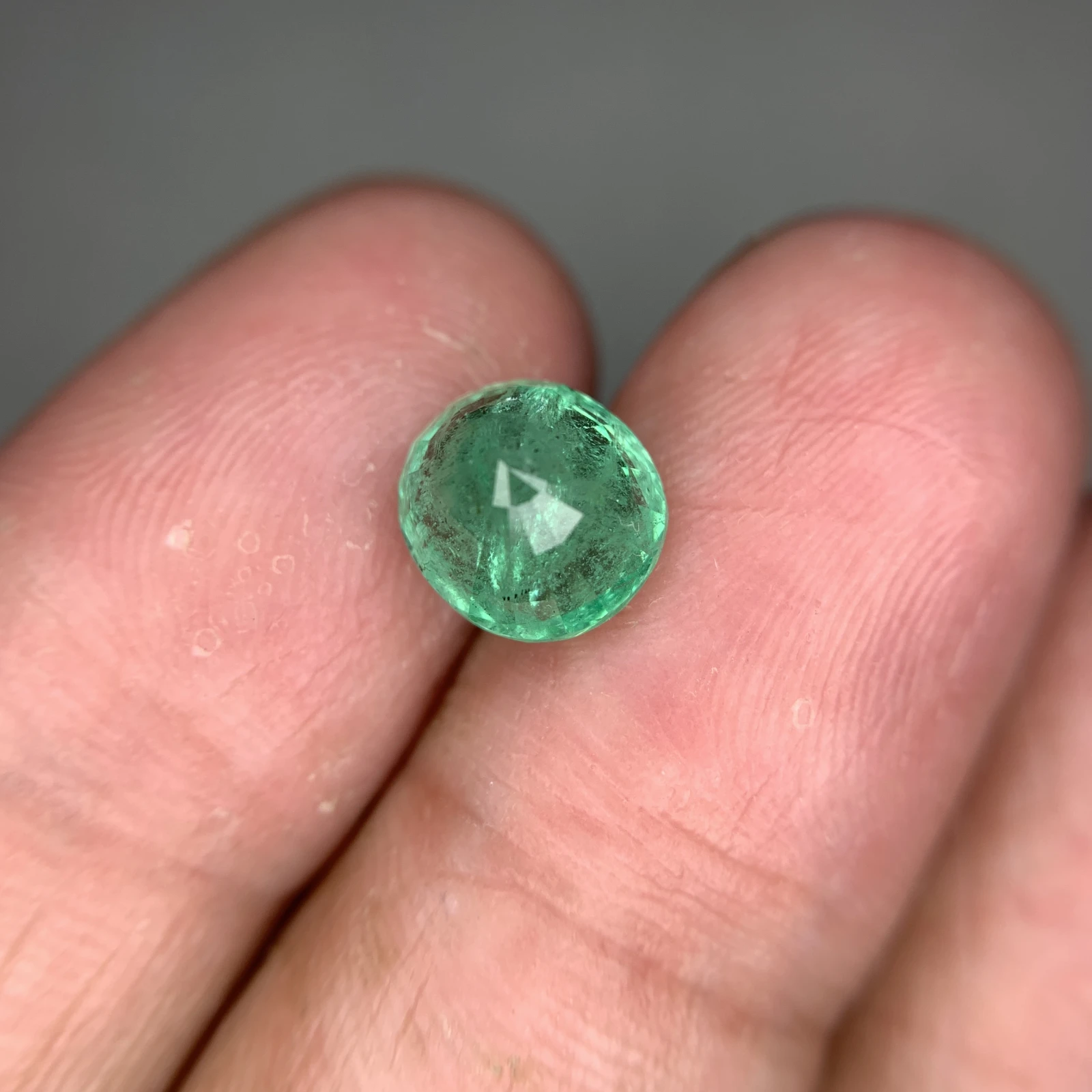 Natural Chitral Green Emerald 2.80ct  Faceted Oval Loose Gemstone