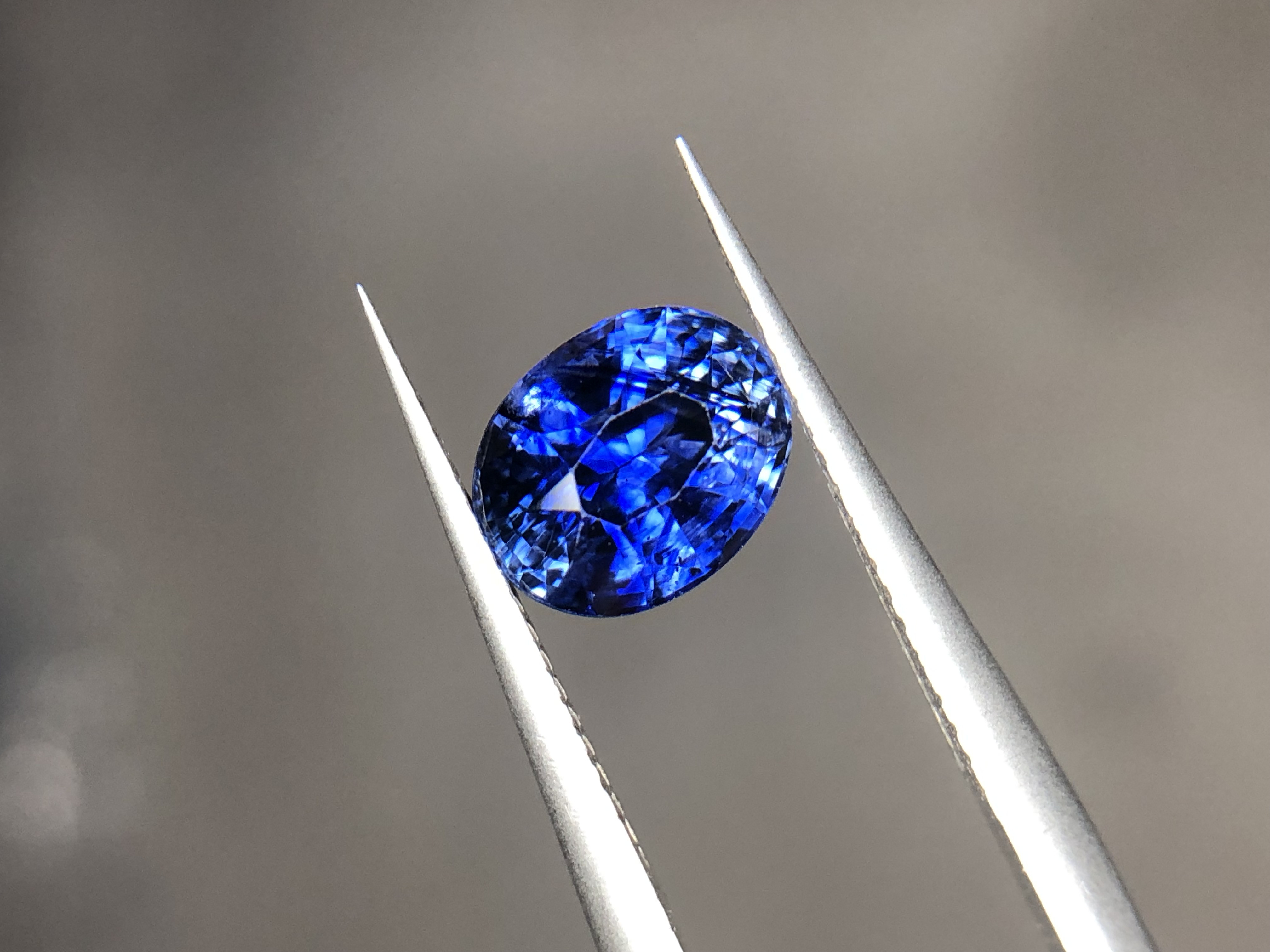 1.30 Crt Blue Sapphire Royal Color-Heated