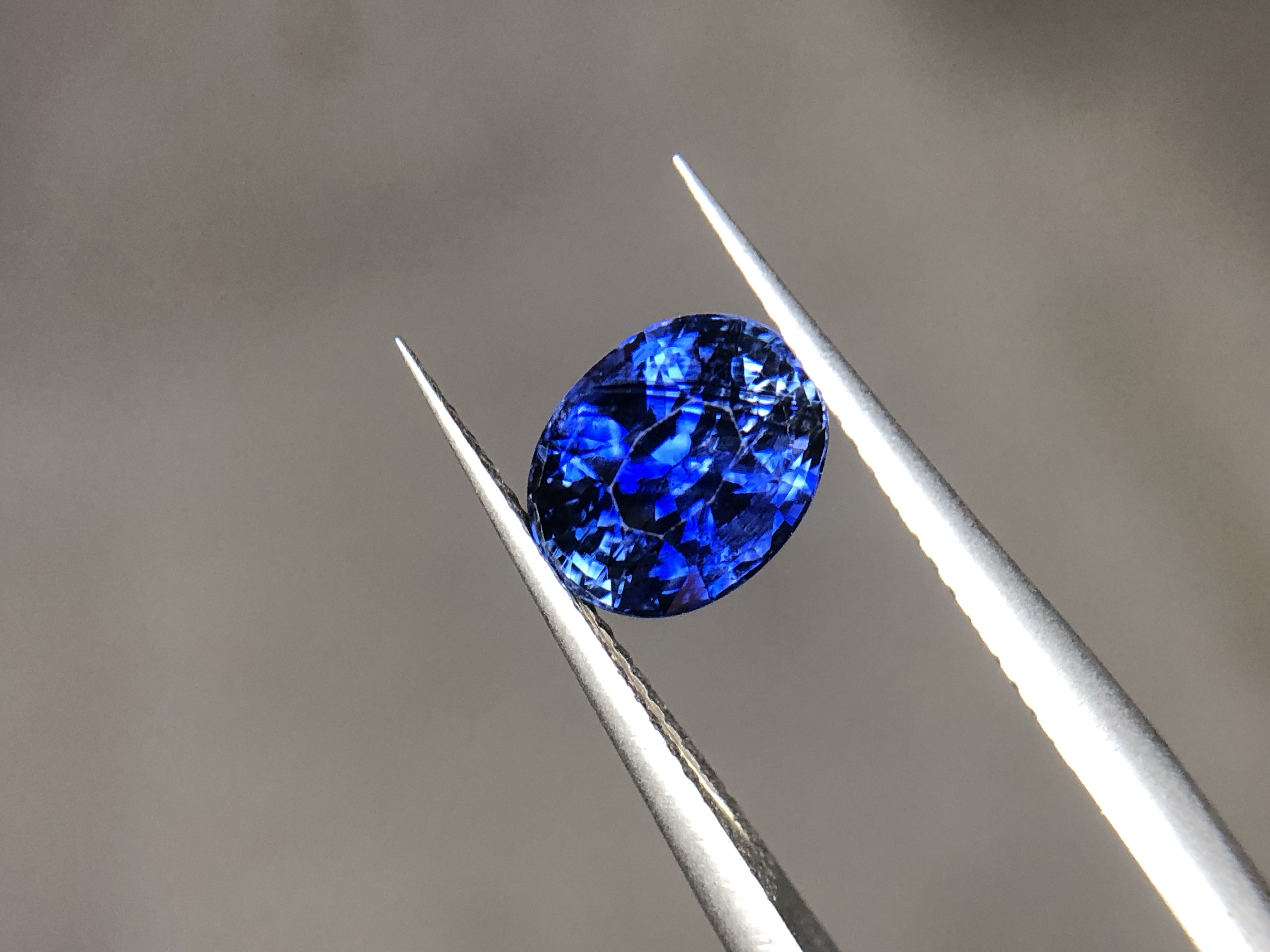 1.30 Crt Blue Sapphire Royal Color-Heated