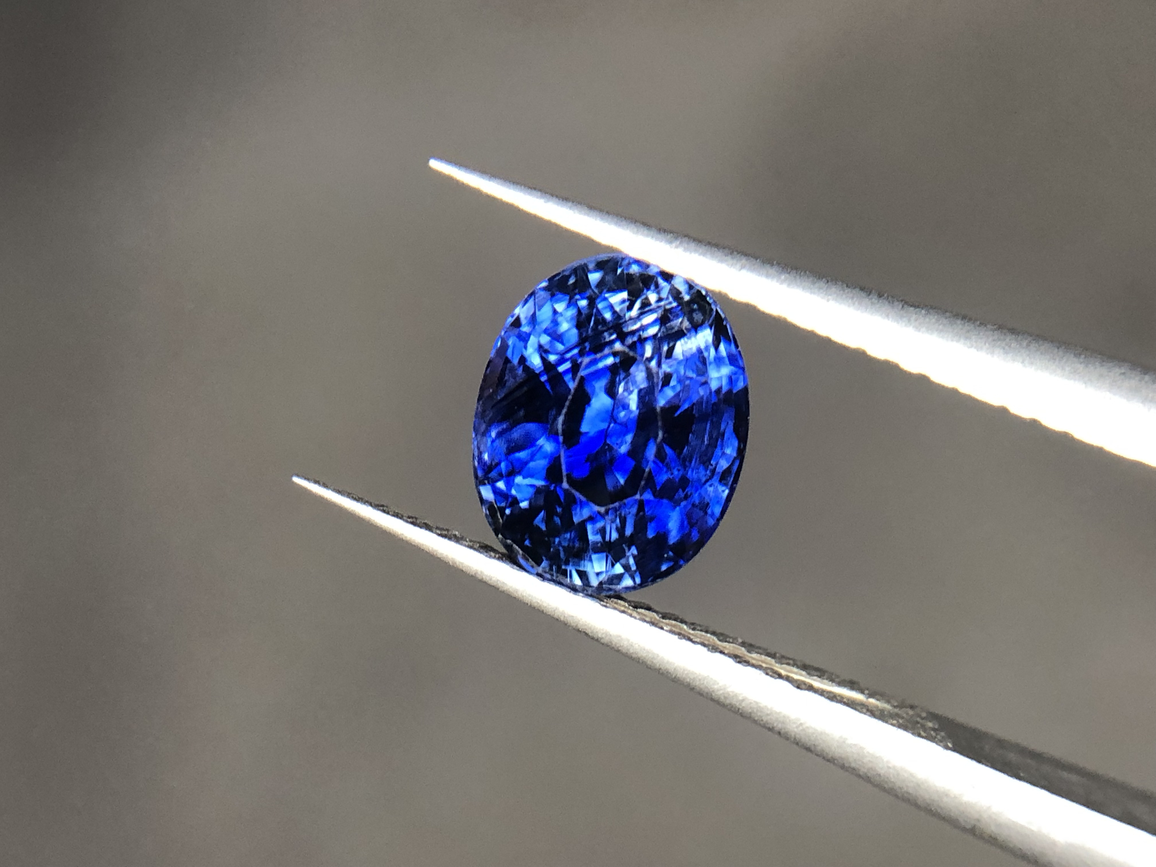 1.30 Crt Blue Sapphire Royal Color-Heated