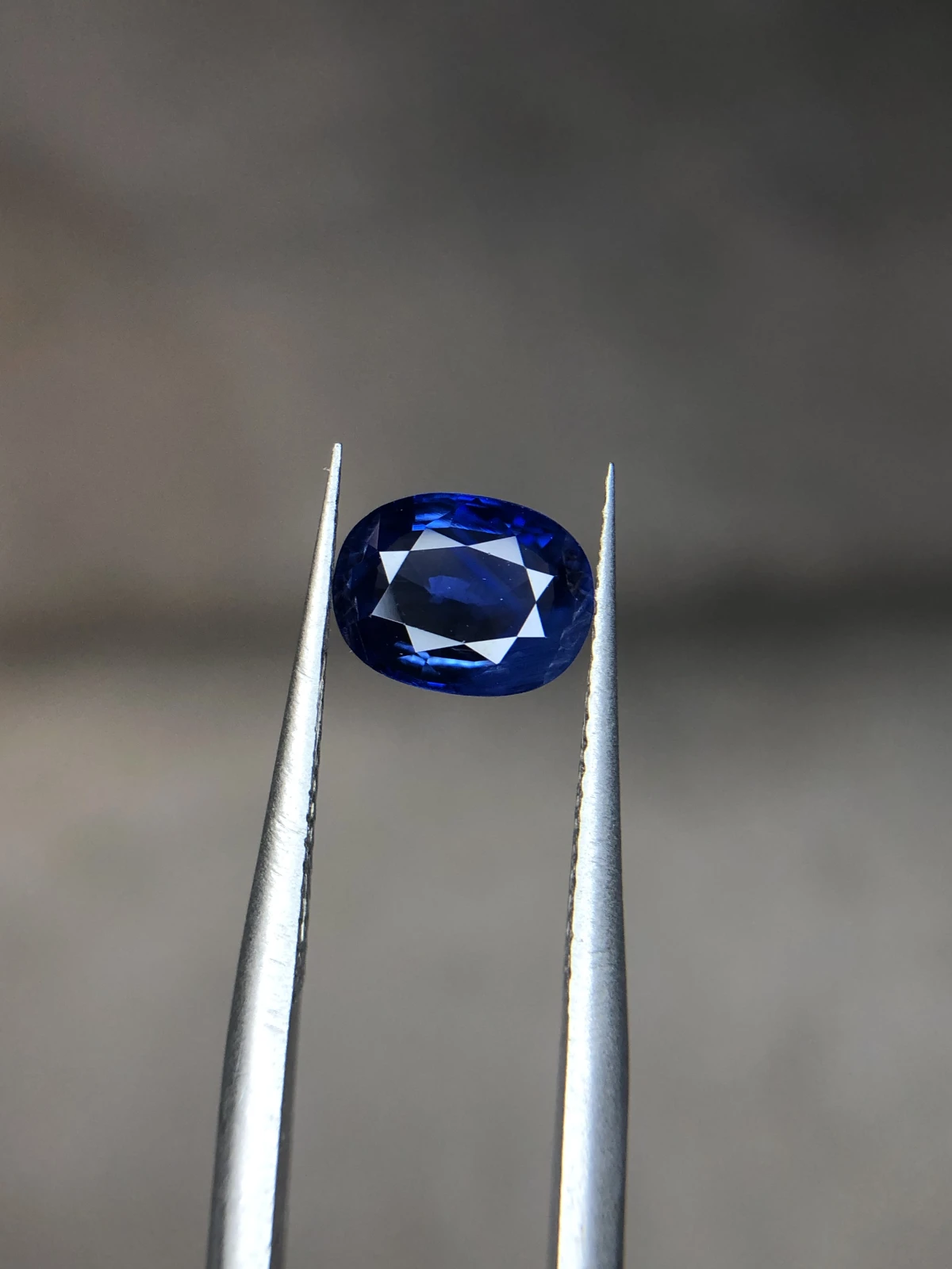1.42ct Stunning Natural Royal Blue Sapphire from Srilanka