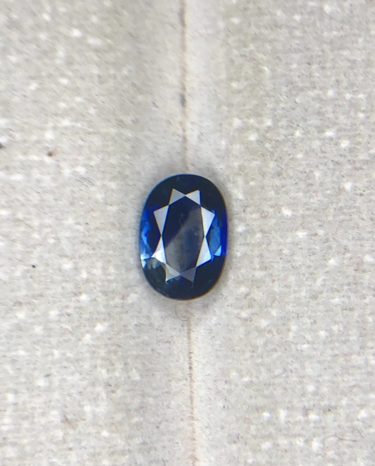 1.23ct Point Blue sapphire from Srilanka
