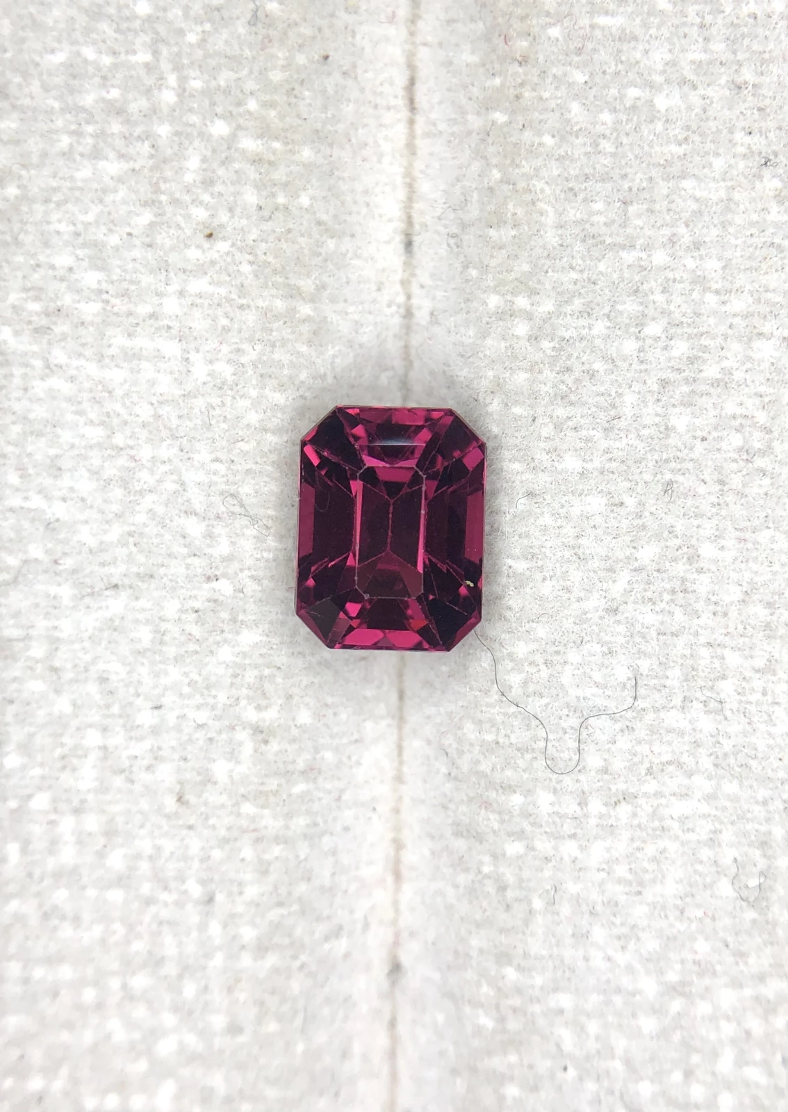 2.90ct Natural Pink Malaya Garnet Loose Gemstone from Tanzaina