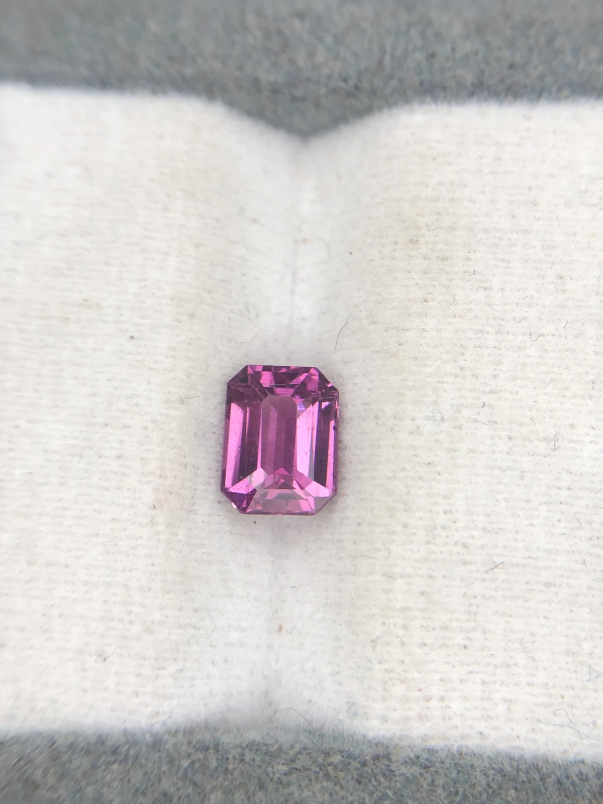 1.60ct Beautiful Pink Malaya Garnet from Tanzania