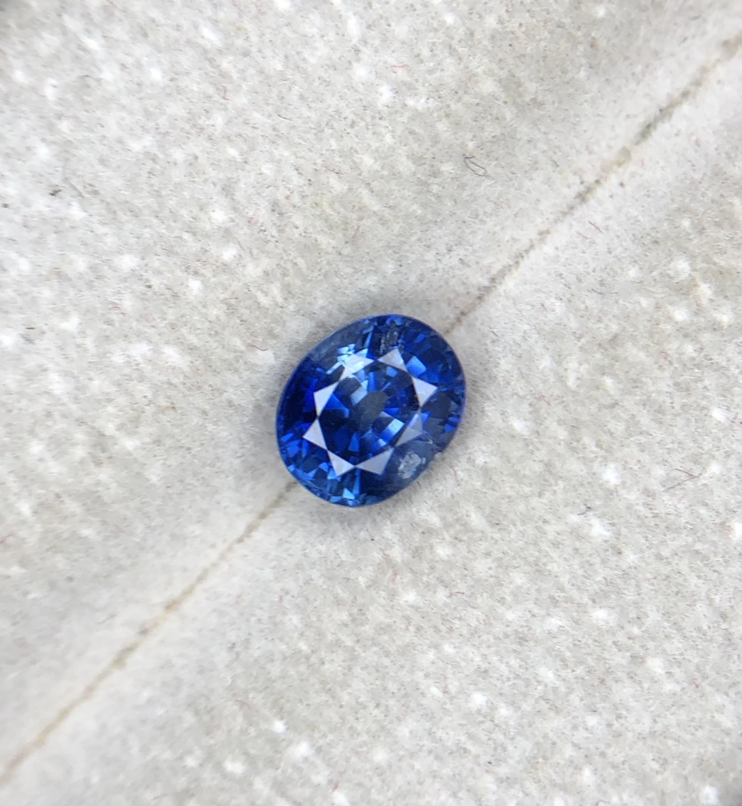 0.99ct Natural Blue Sapphire From Sri Lanka