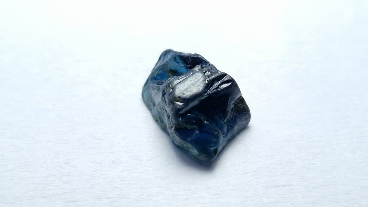 2.85 Carat Peacock Blue Sapphire Facet Rough from Nigeria