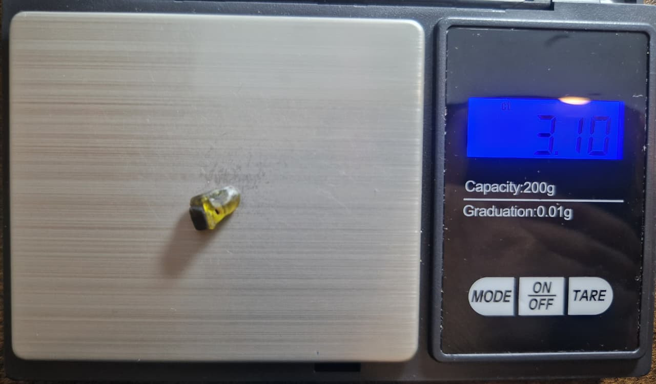 3.10 Carat Bi Color Sapphire Facet Rough from Nigeria