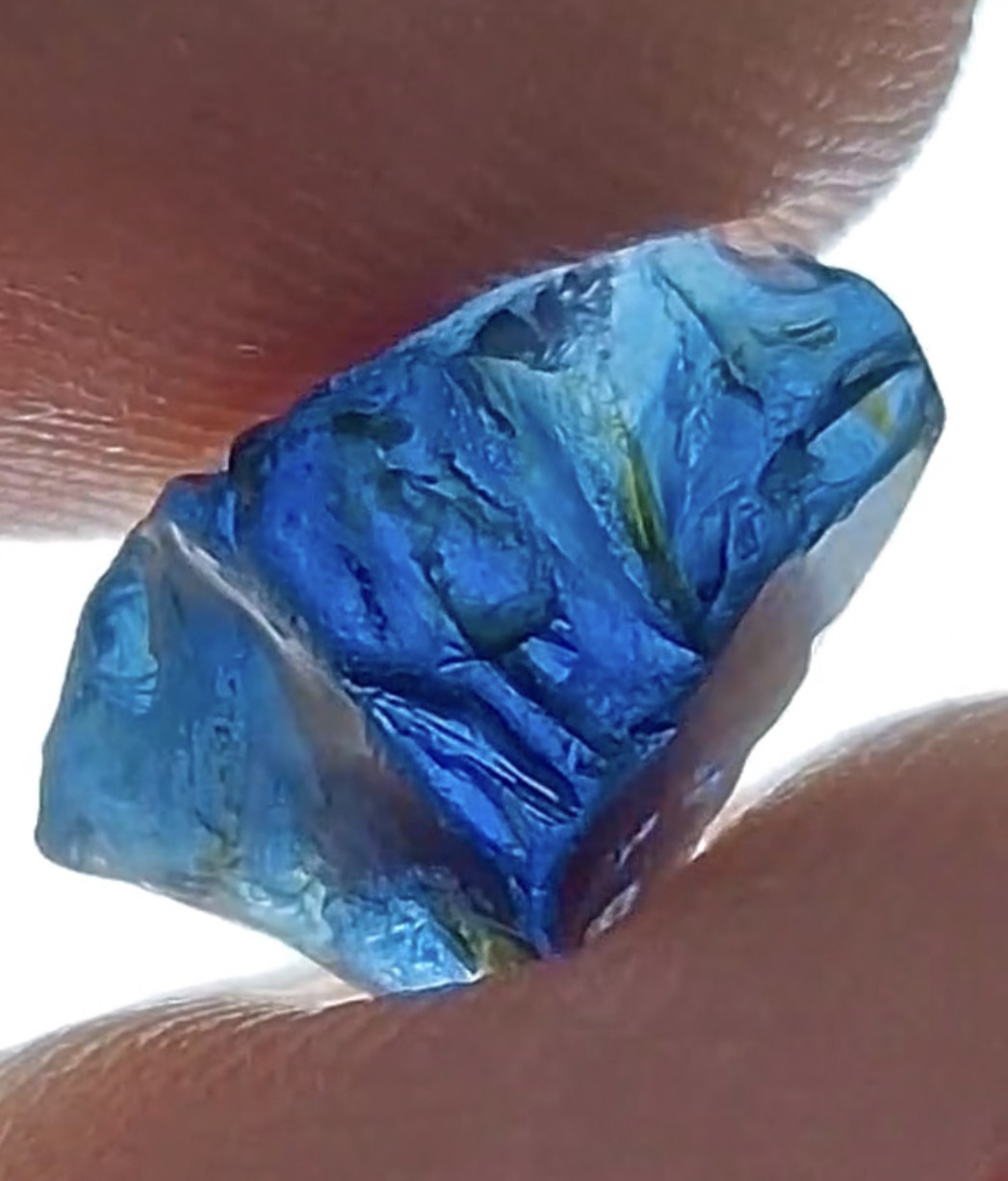 2.8 Peacock Blue Sapphire Rough Eye Clean from Nigeria