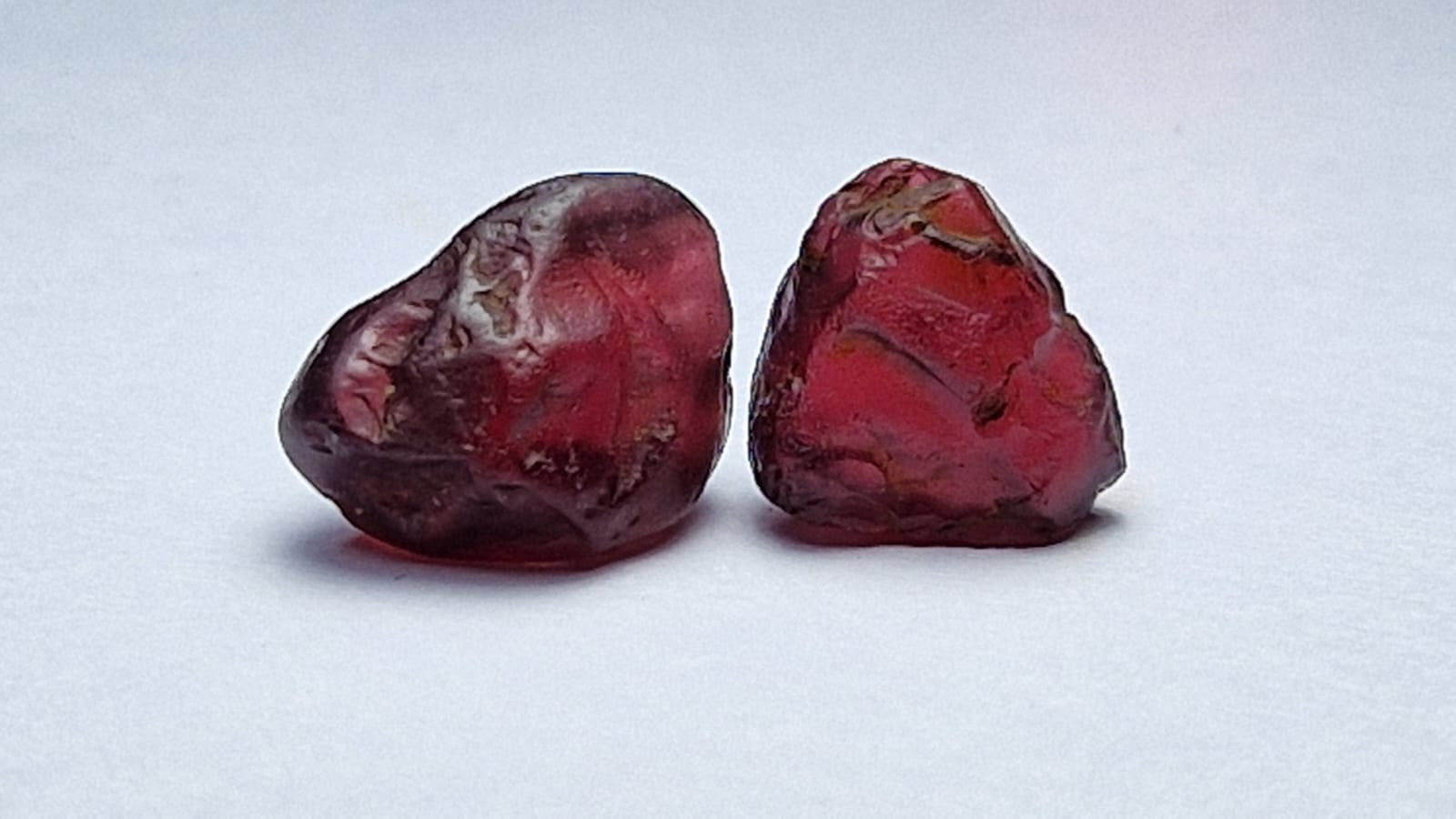 12.90 Carat Red Malaya Garnet Facet Rough from Africa
