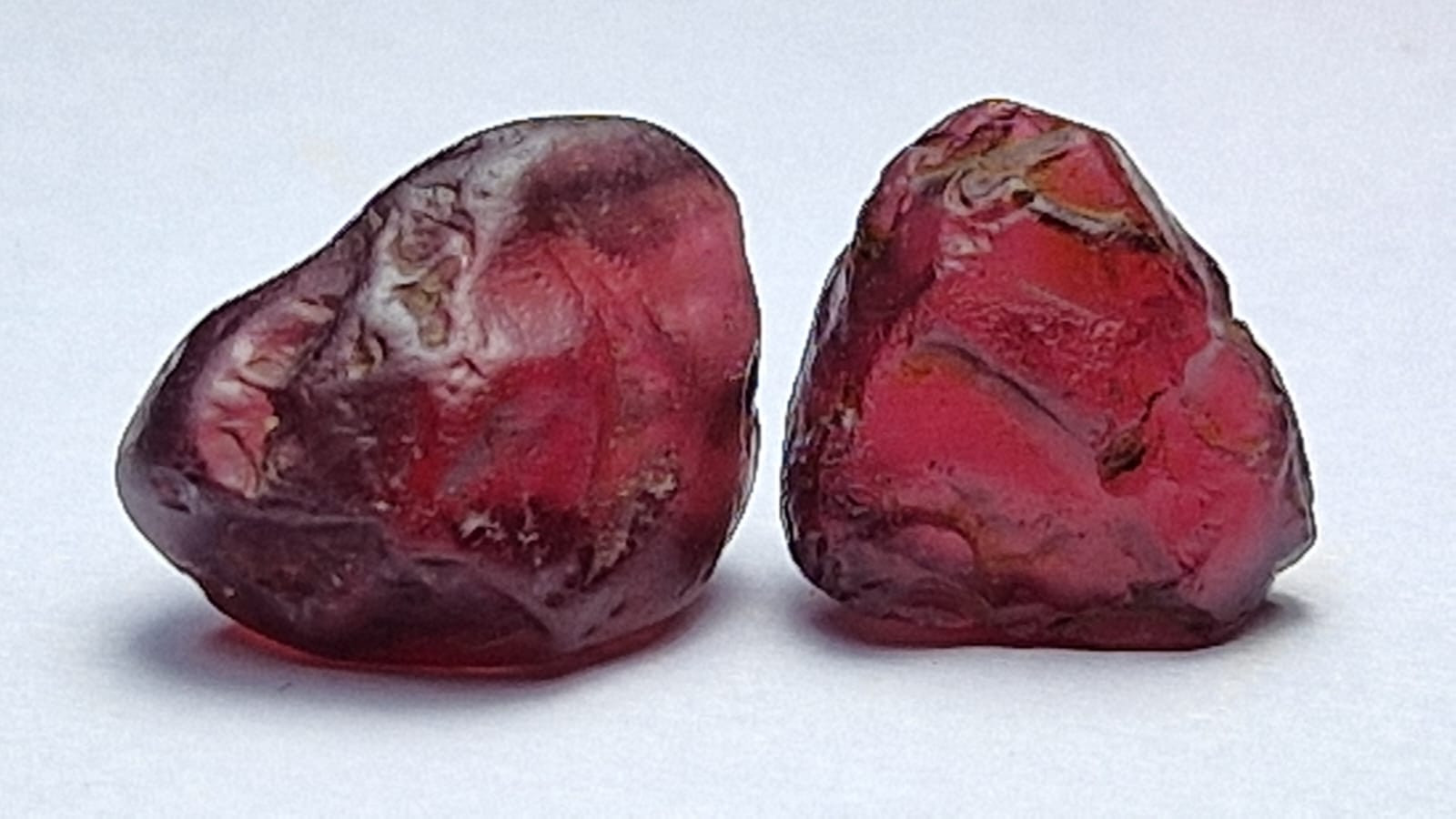 12.90 Carat Red Malaya Garnet Facet Rough from Africa