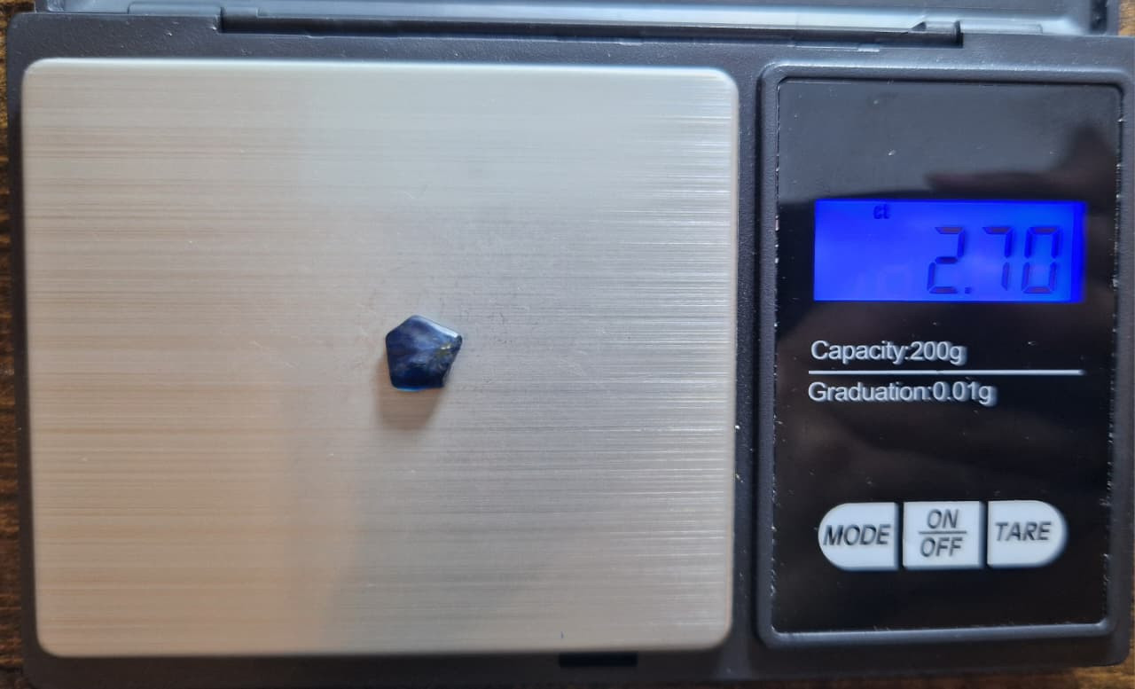 2.70 Carat Royal Blue Sapphire Facet Rough from Nigeria