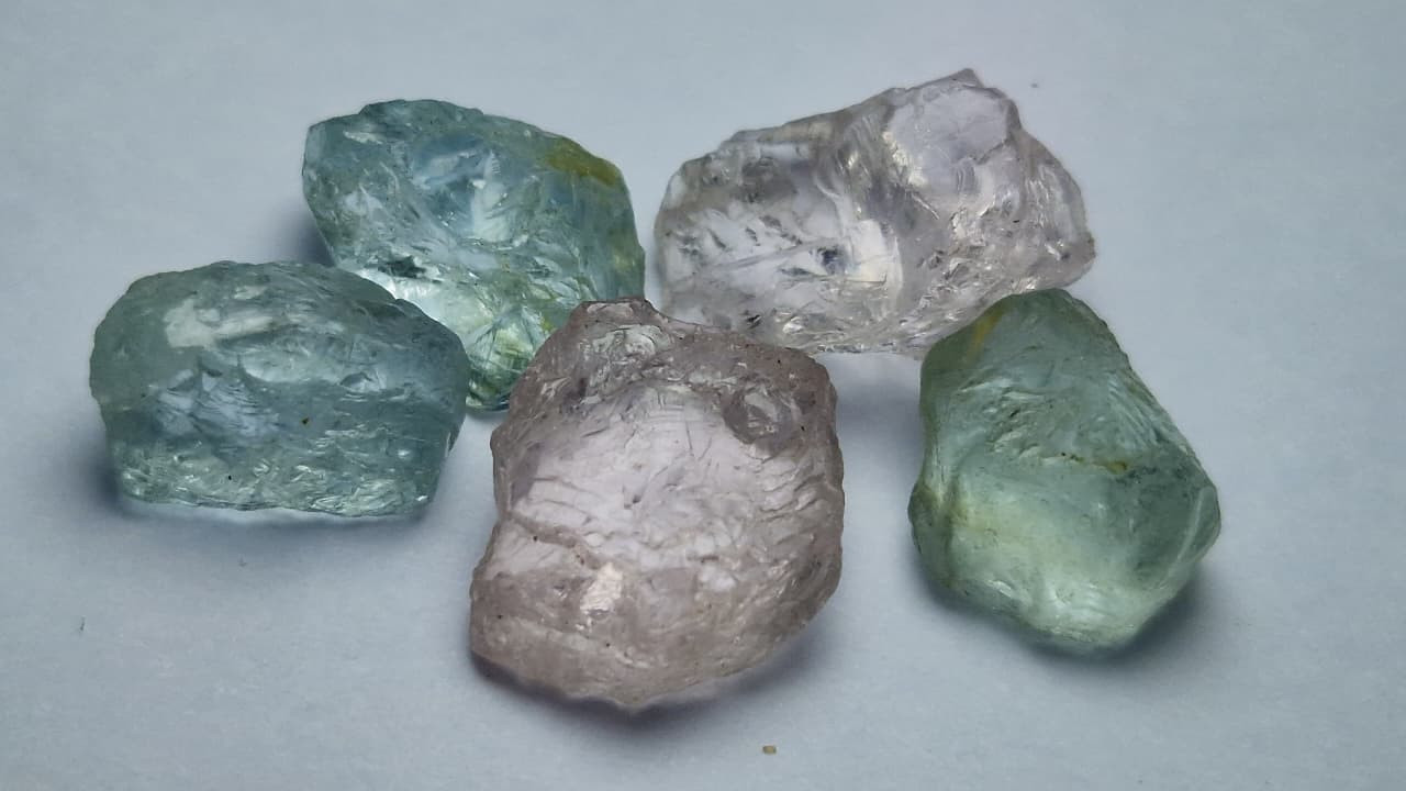 31.95 Ct. Mix Beryl Facet Beryl from Nigeria