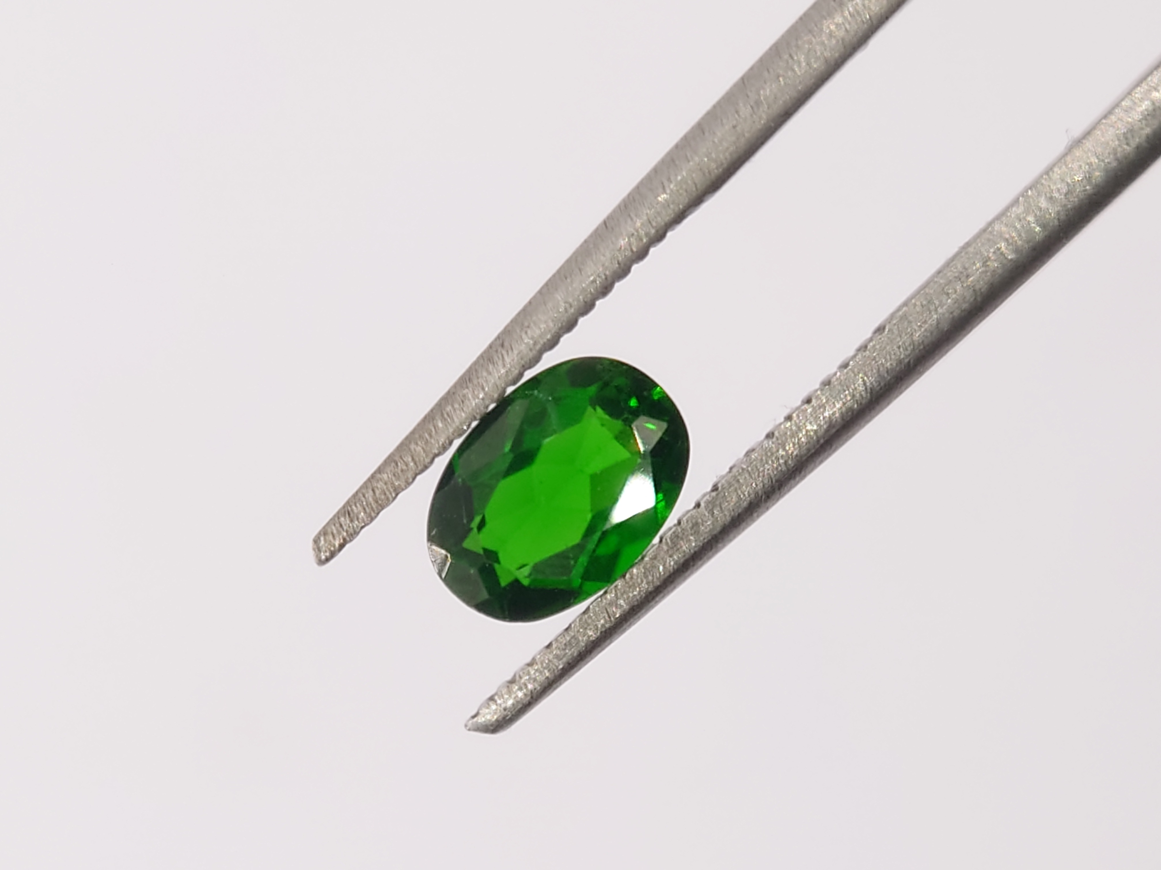 0.9 Ct. Chrome Diopside in Oval Cut from Afghanistan